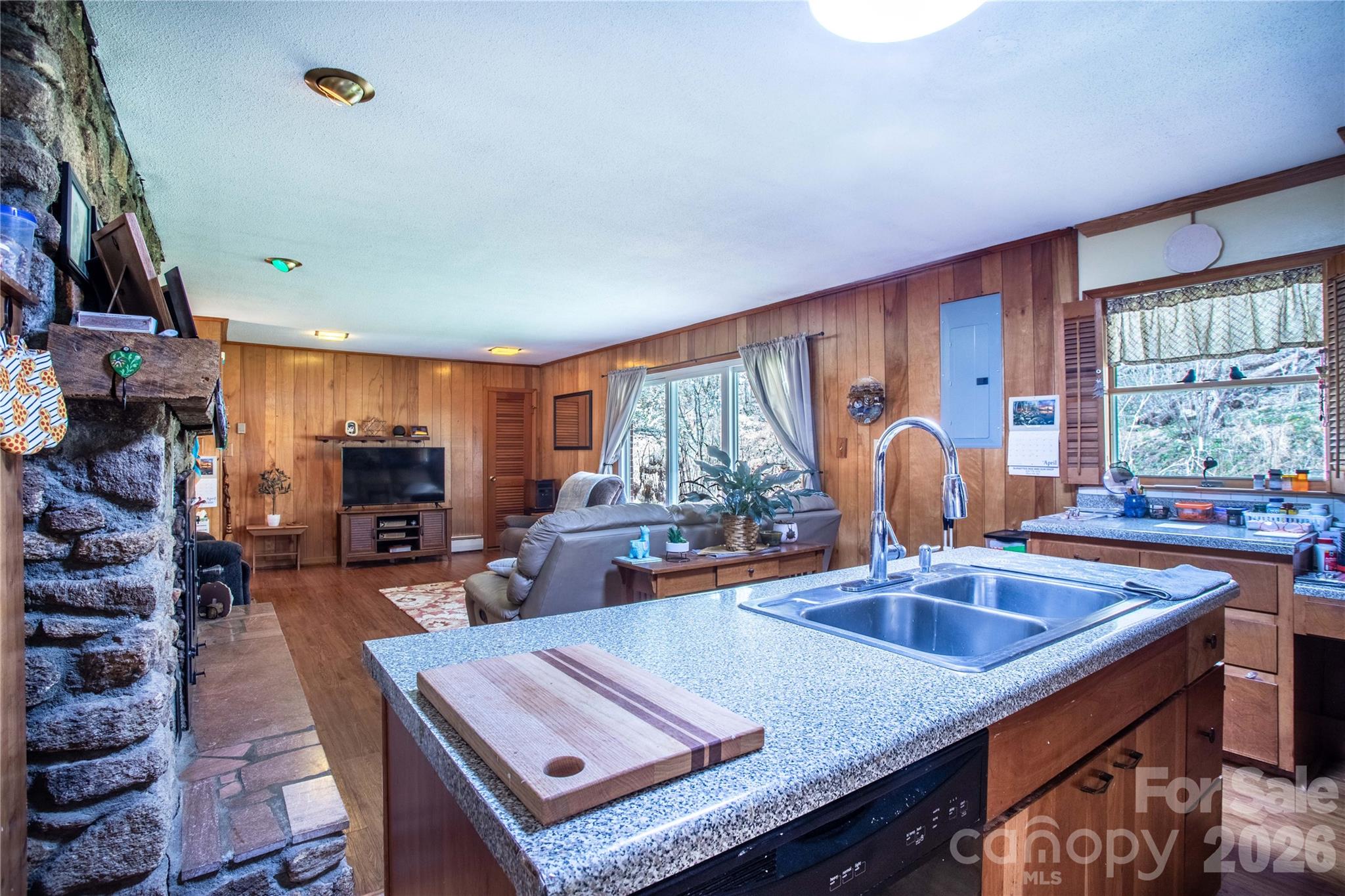 7835 US 23 Highway — Mars Hill