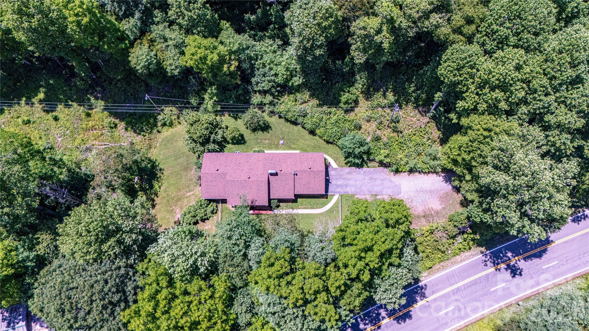 7835 US 23 Highway — Mars Hill