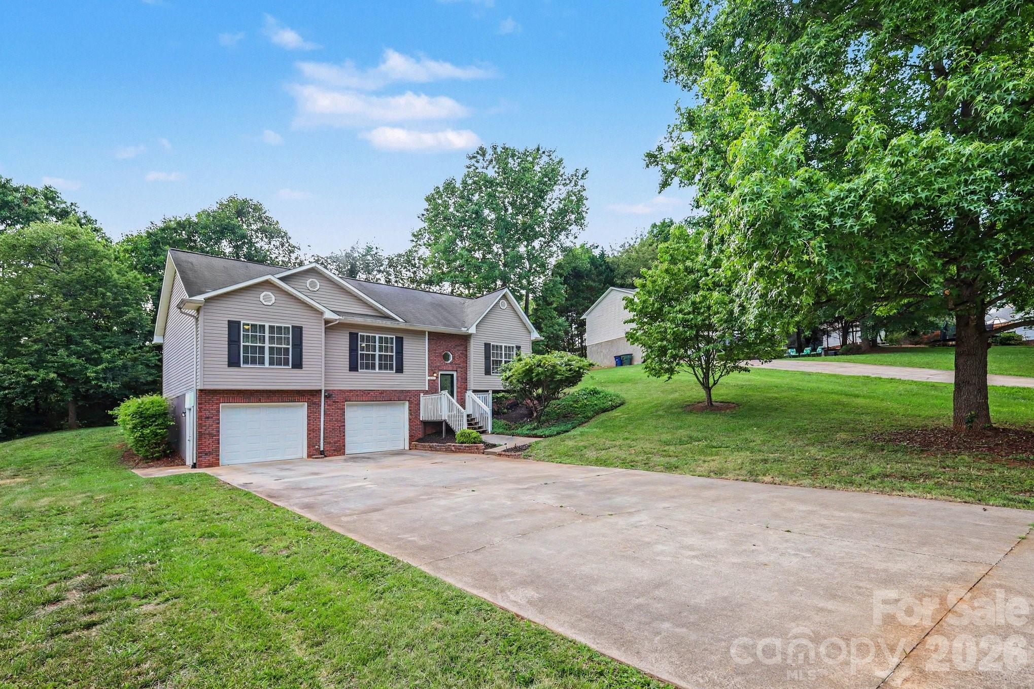 1607 Indian Springs Drive NW — Conover