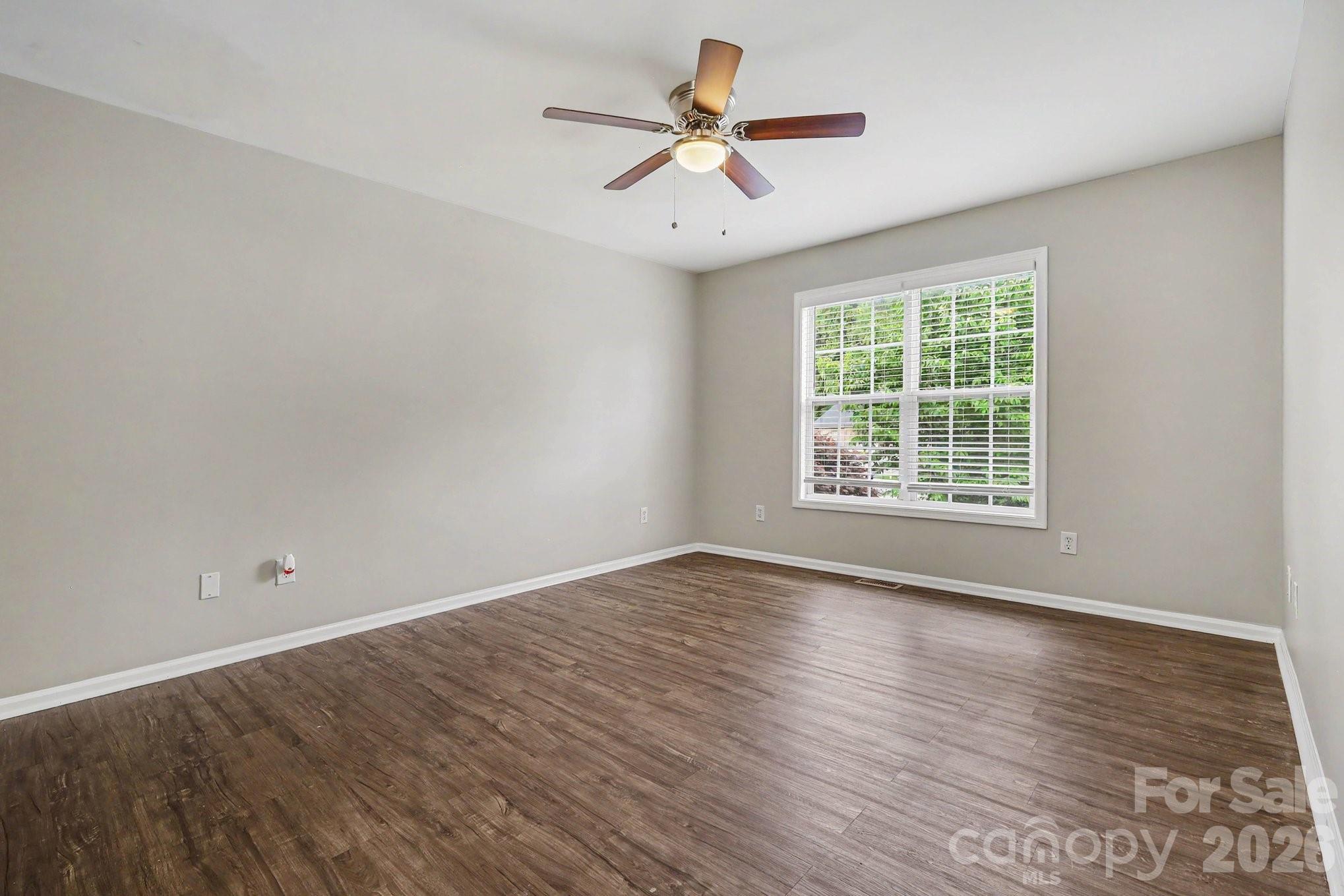 1607 Indian Springs Drive NW — Conover