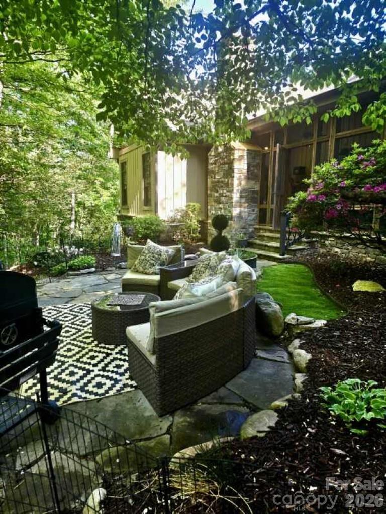 2554 Deep Gap Farm Road — Mill Spring
