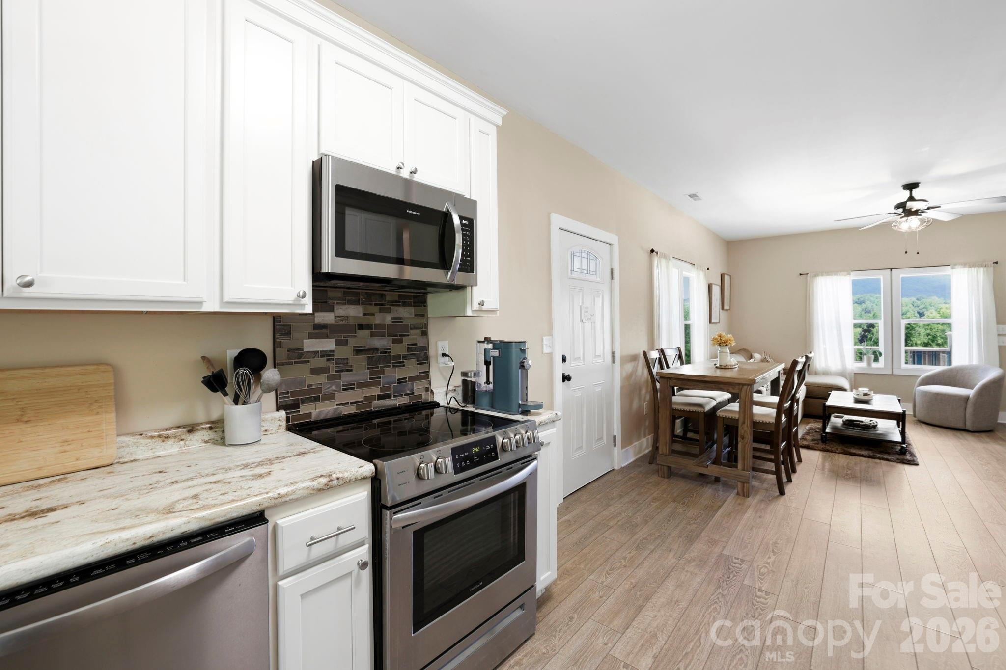 106 Thistle Field Drive — Asheville