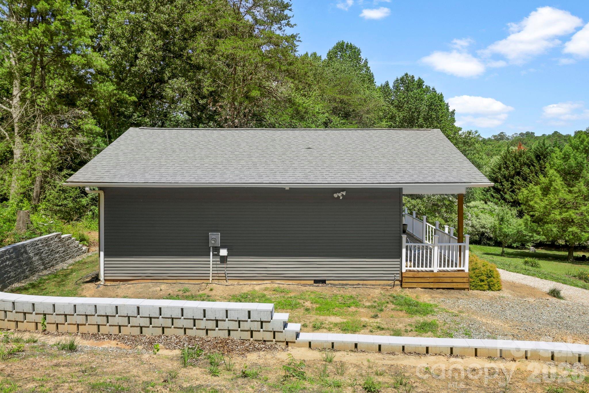106 Thistle Field Drive — Asheville