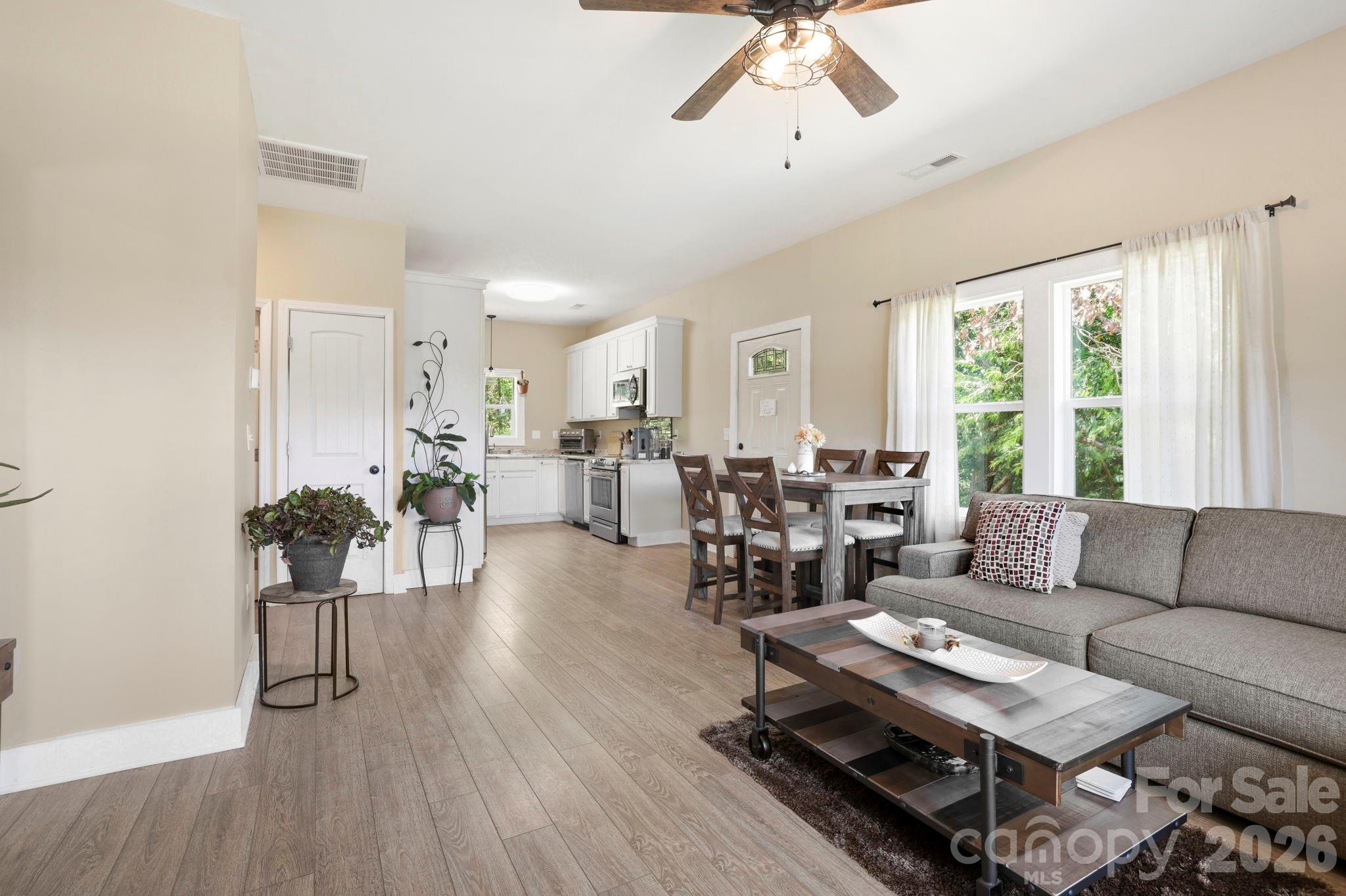 106 Thistle Field Drive — Asheville
