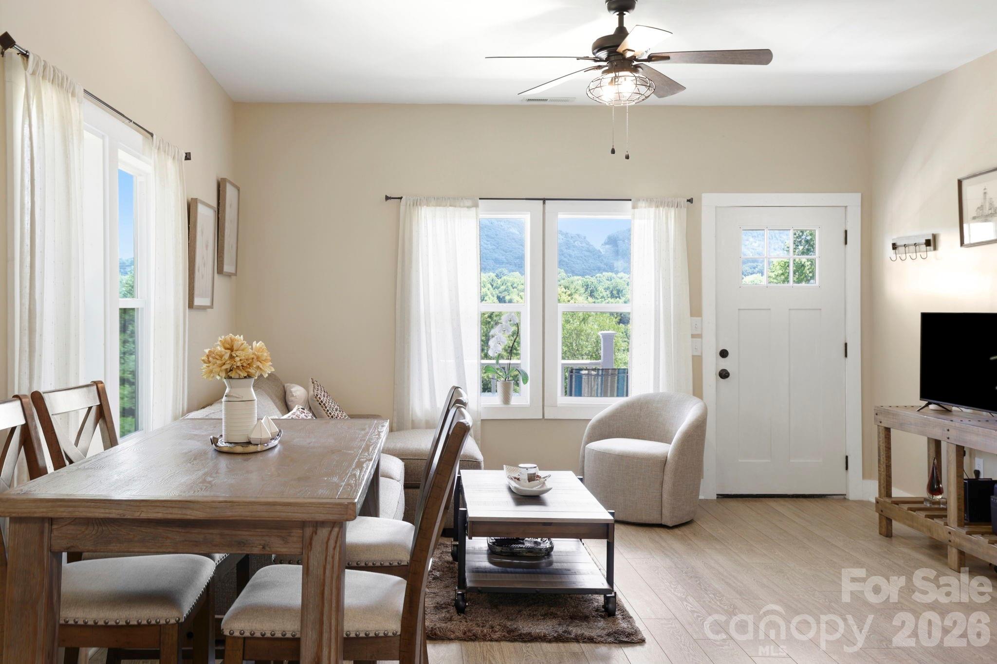 106 Thistle Field Drive — Asheville