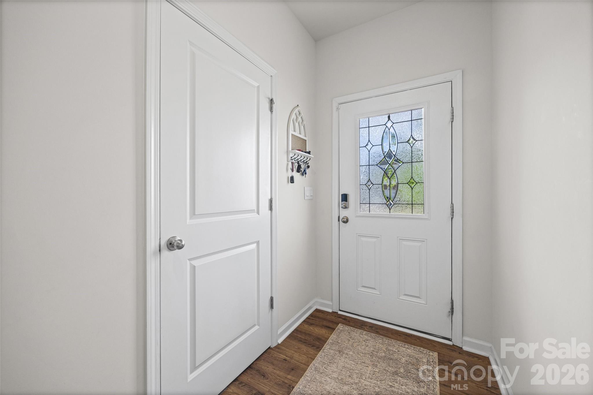 542 King Clover Lane — Clover