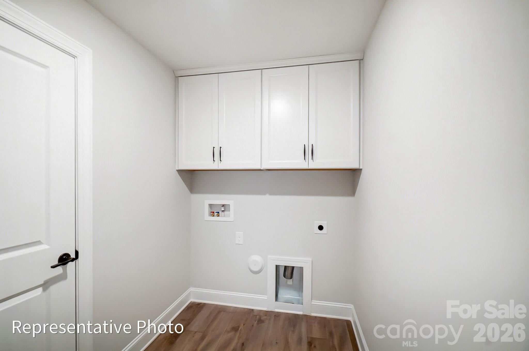 8011 James Query Road — Mint Hill