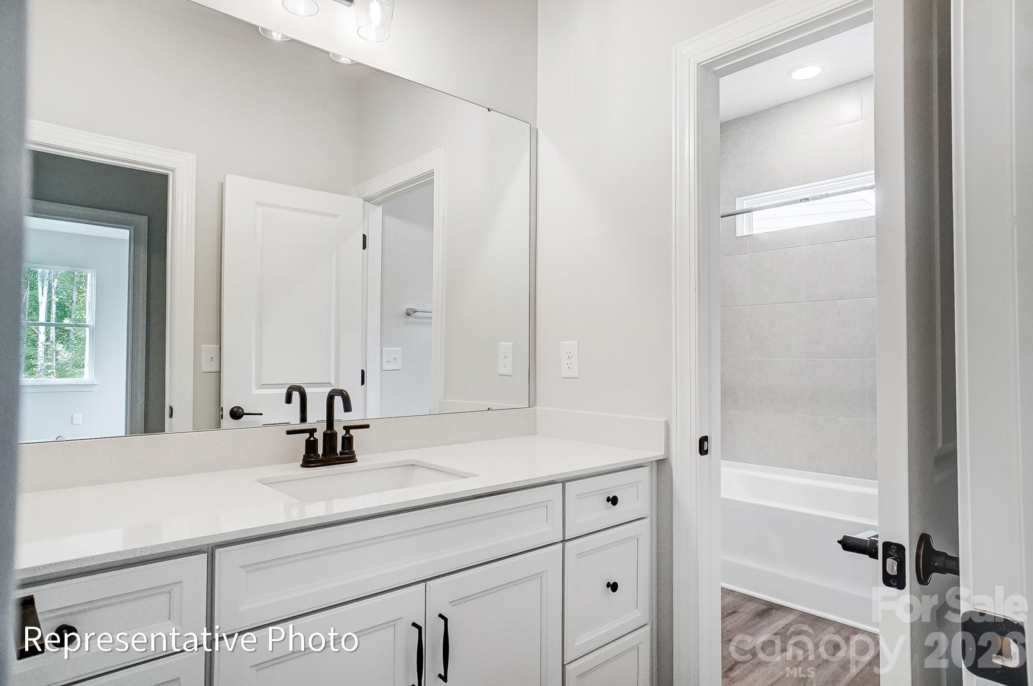 8011 James Query Road — Mint Hill