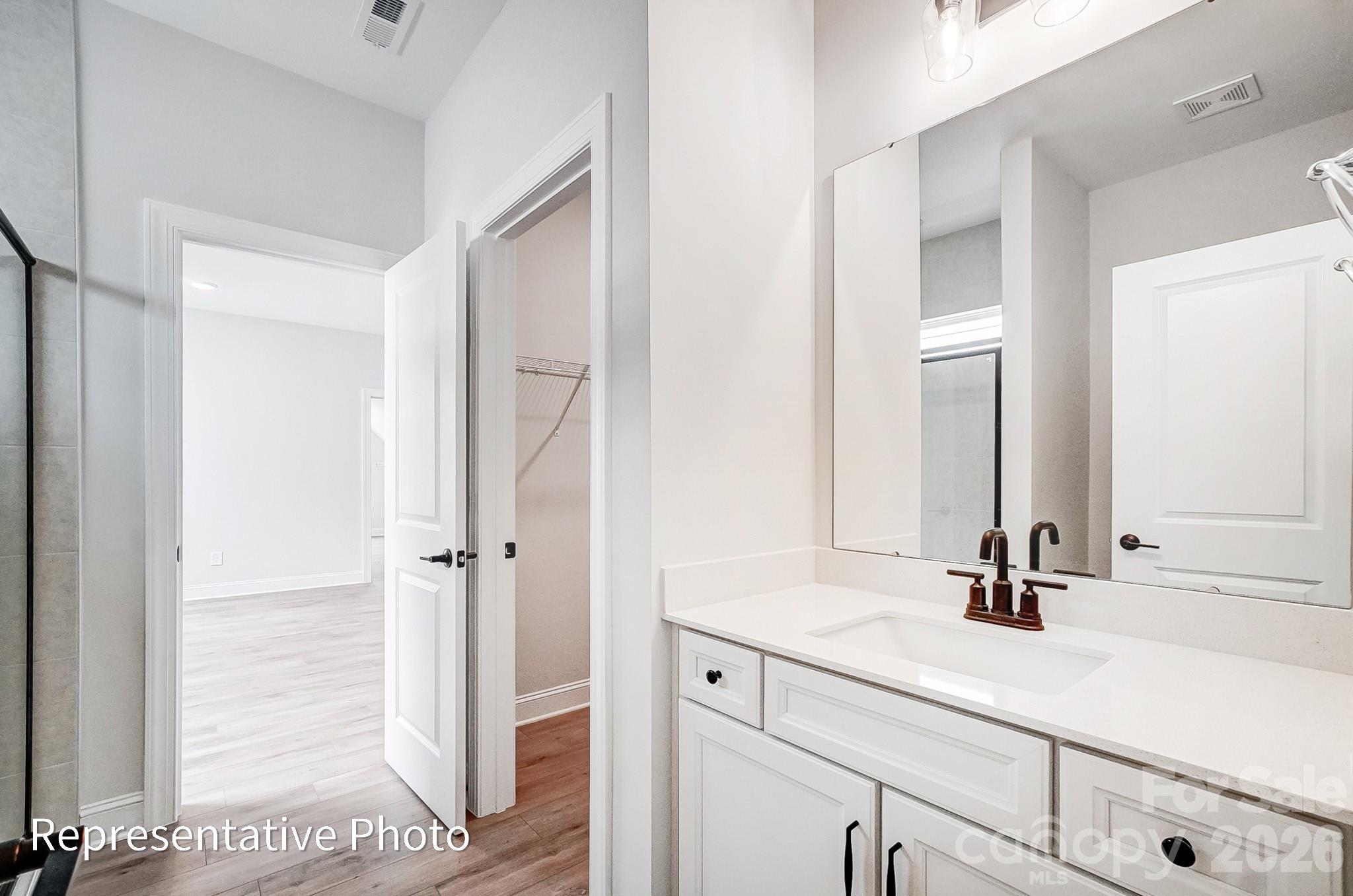 8011 James Query Road — Mint Hill
