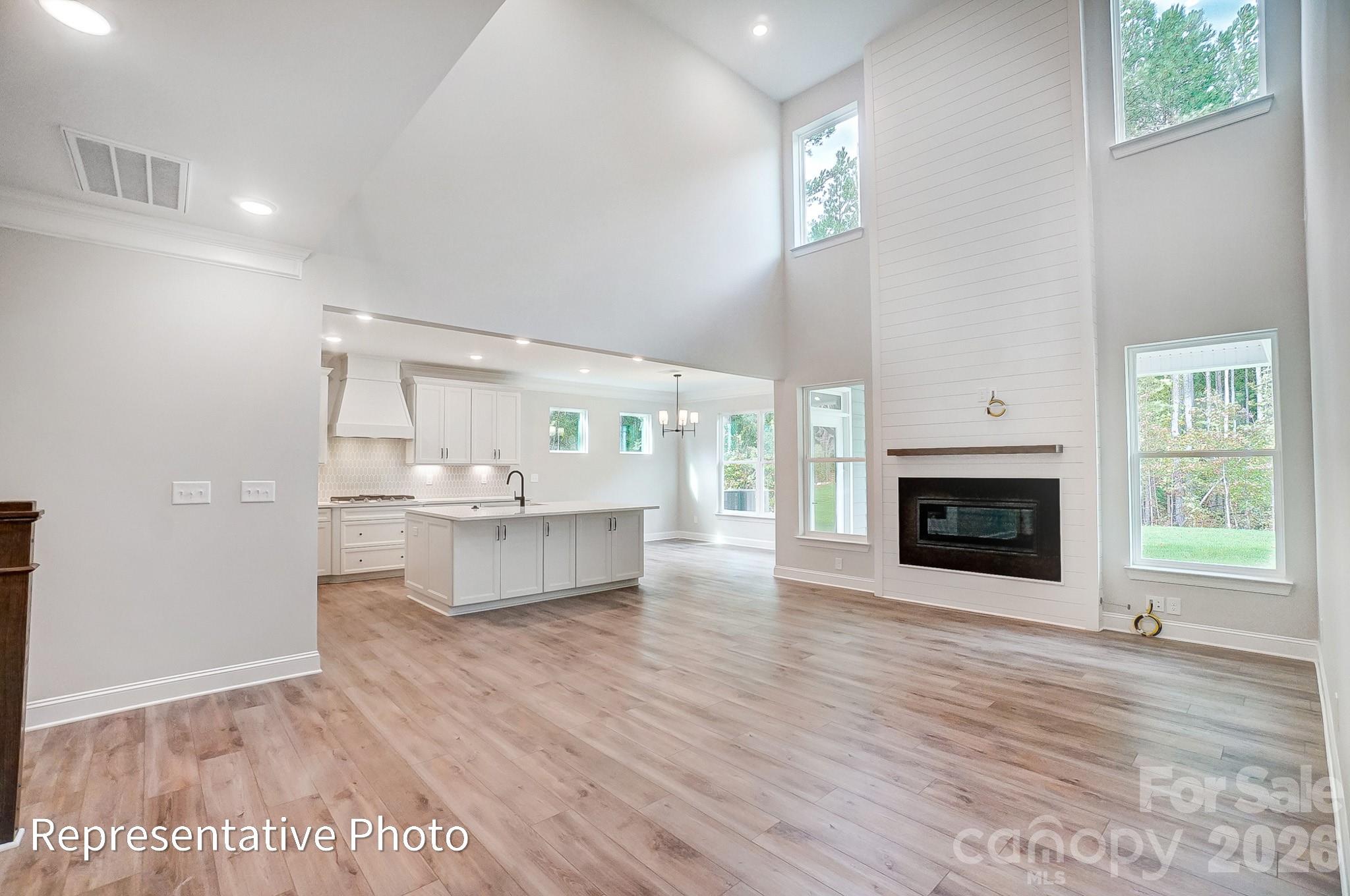 8011 James Query Road — Mint Hill