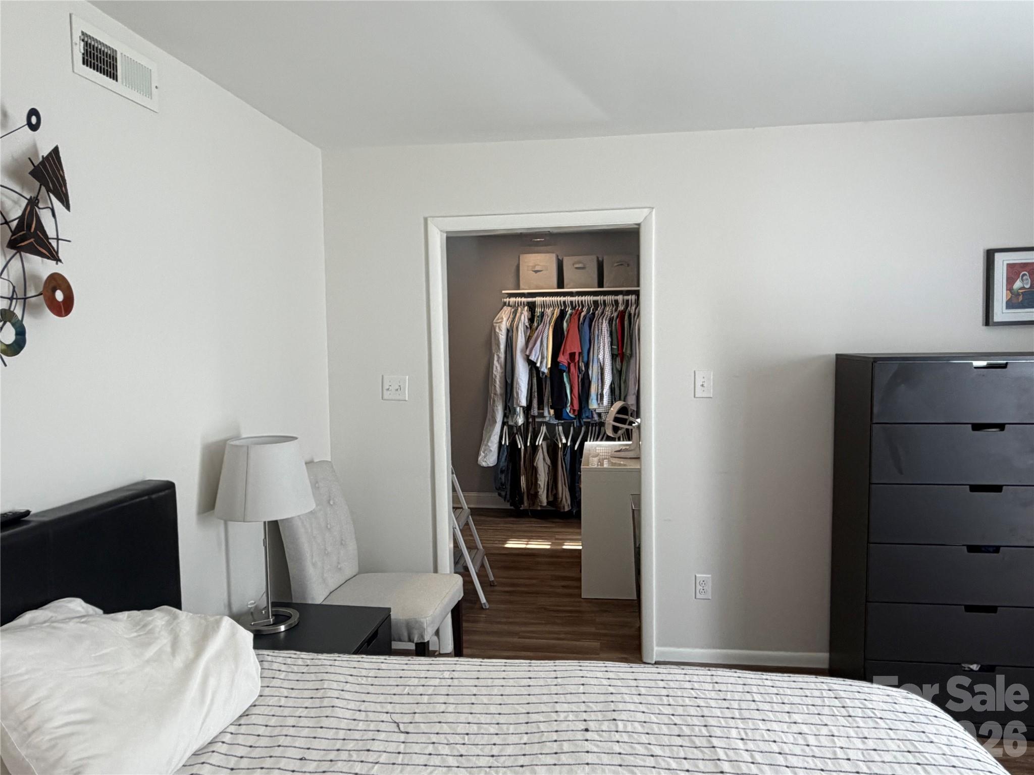 3755 21st Street NE — Hickory