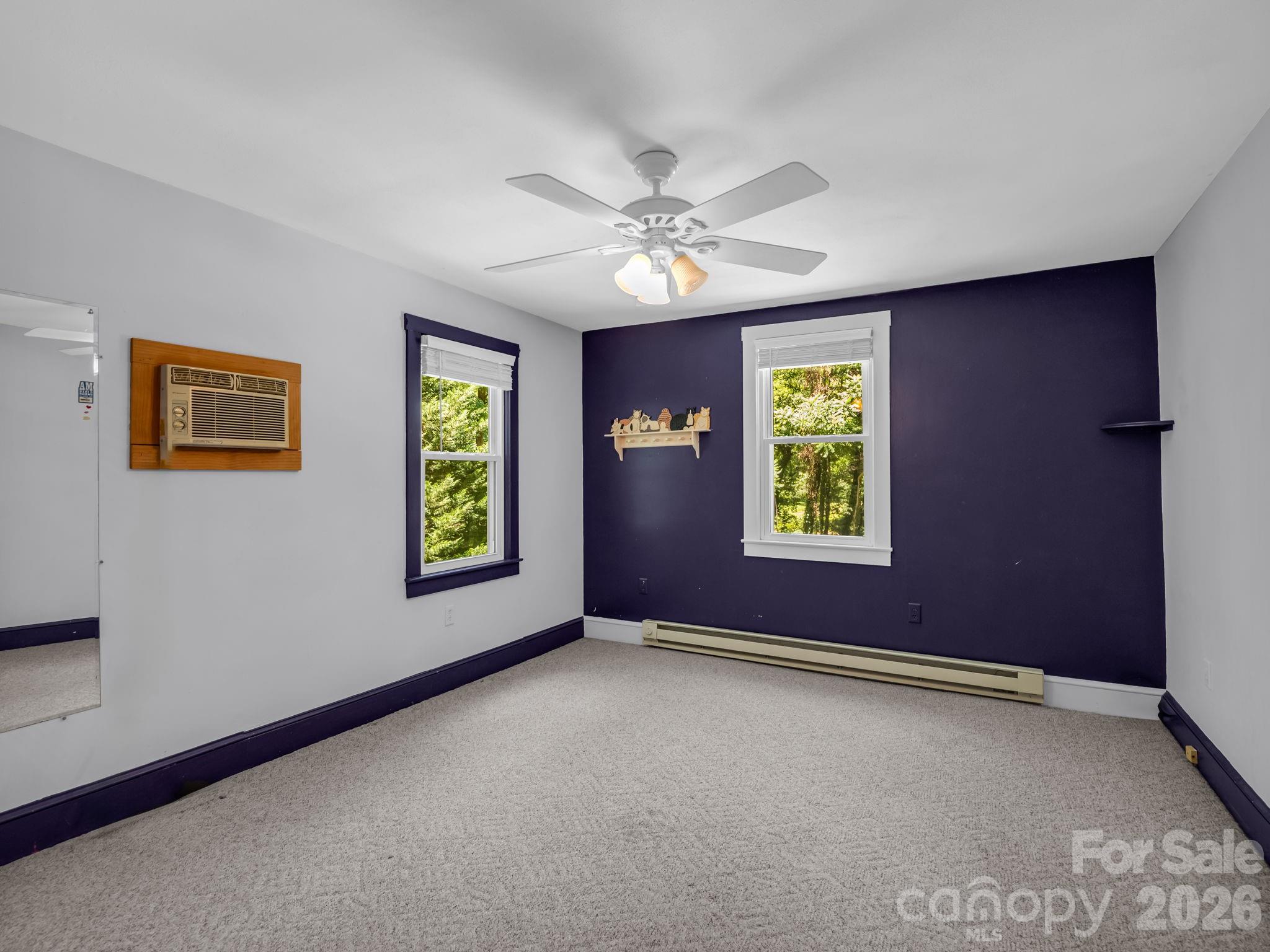 102 Little House Road — Tryon