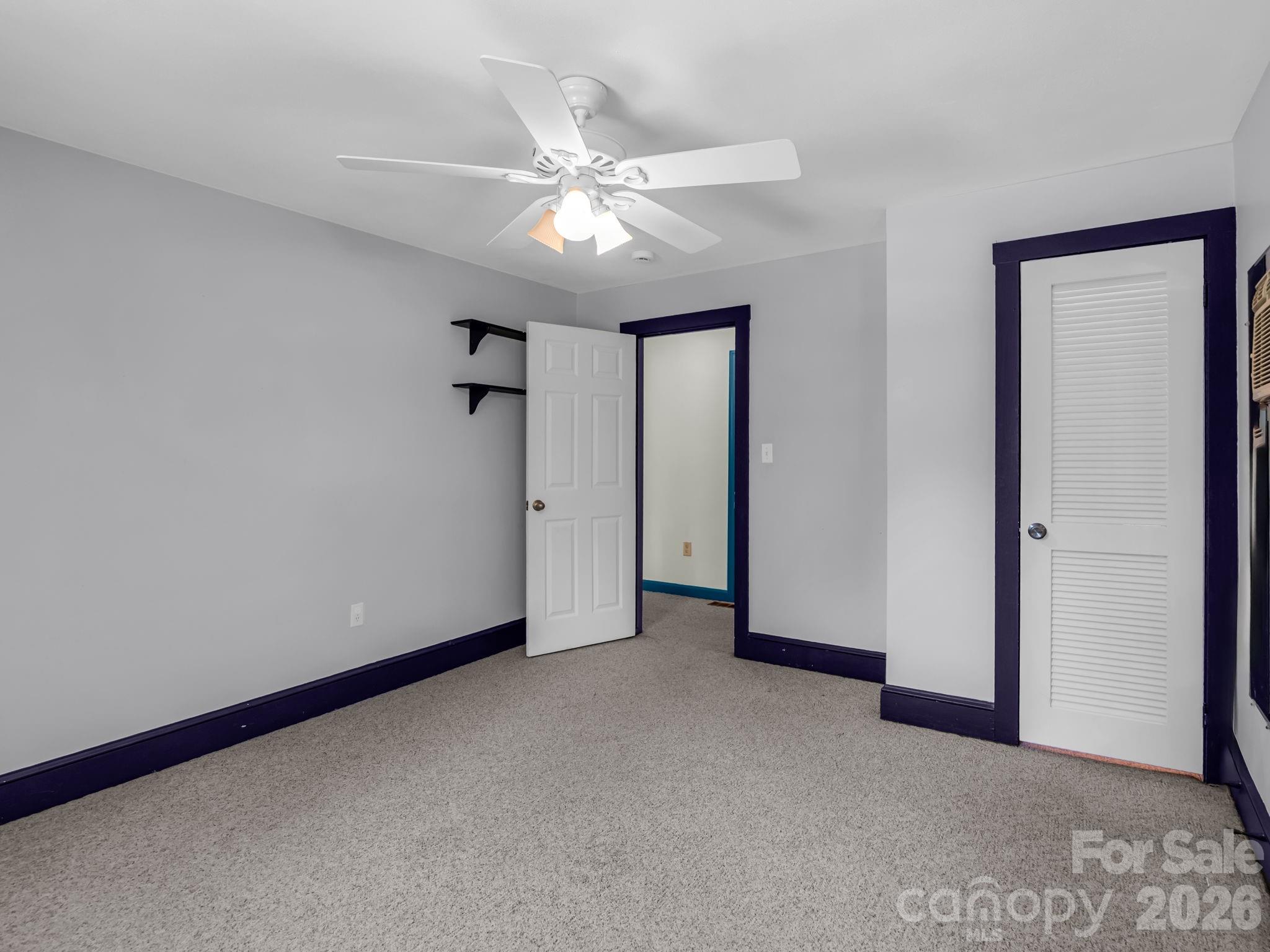 102 Little House Road — Tryon