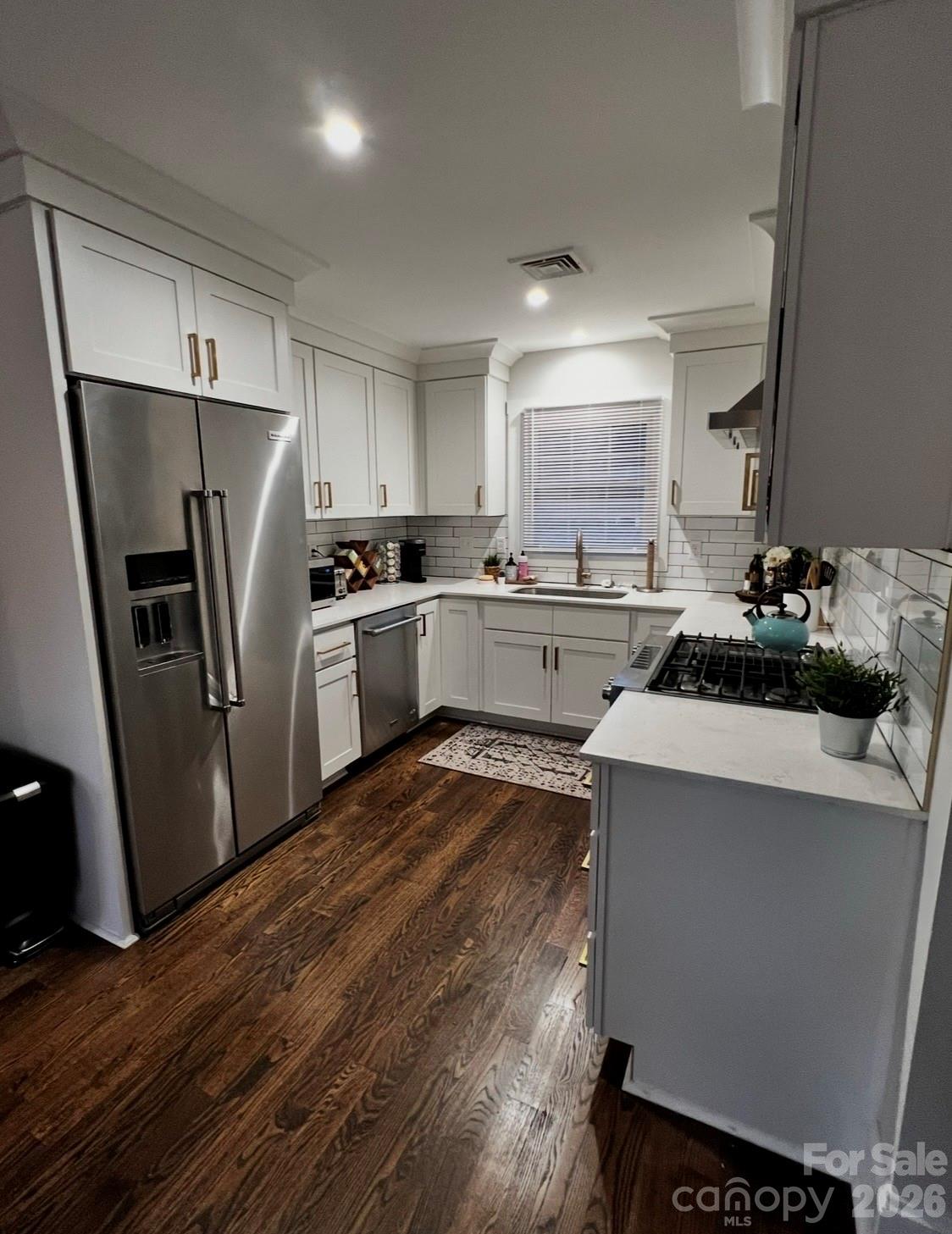 523 Kenlough Drive — Charlotte