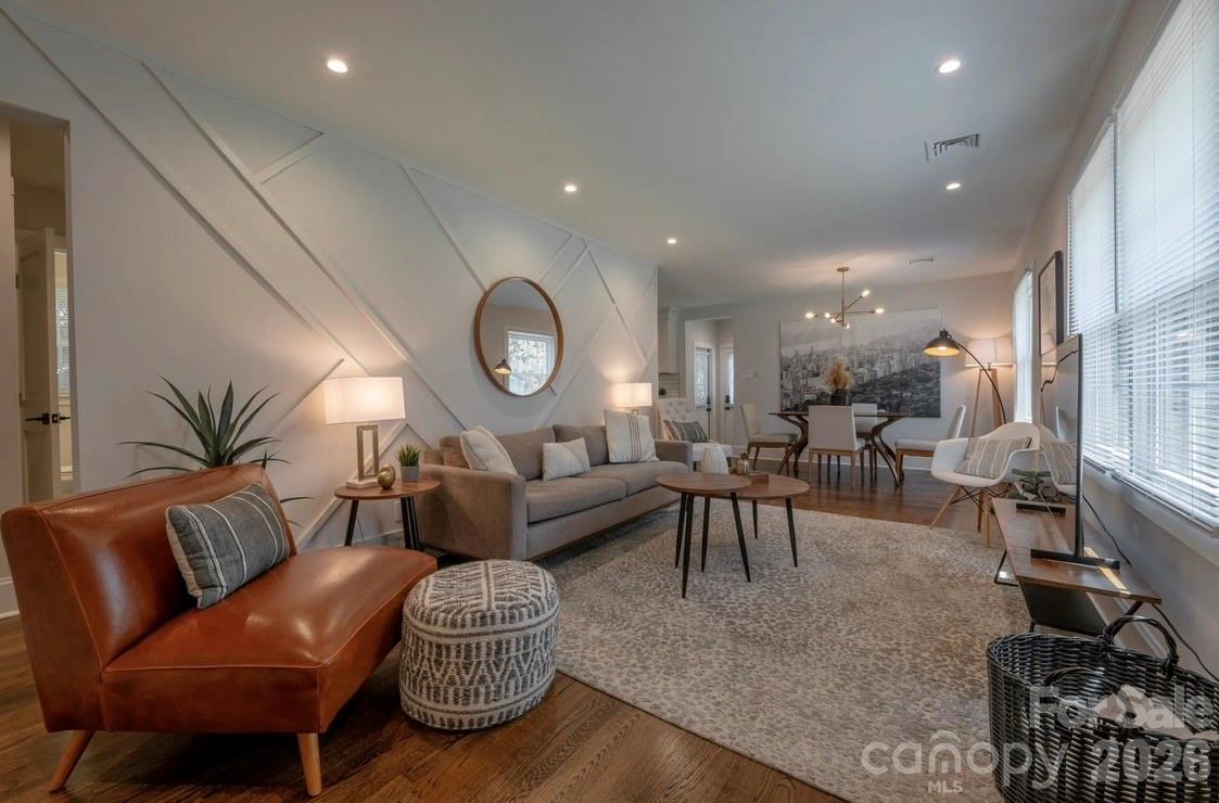 523 Kenlough Drive — Charlotte