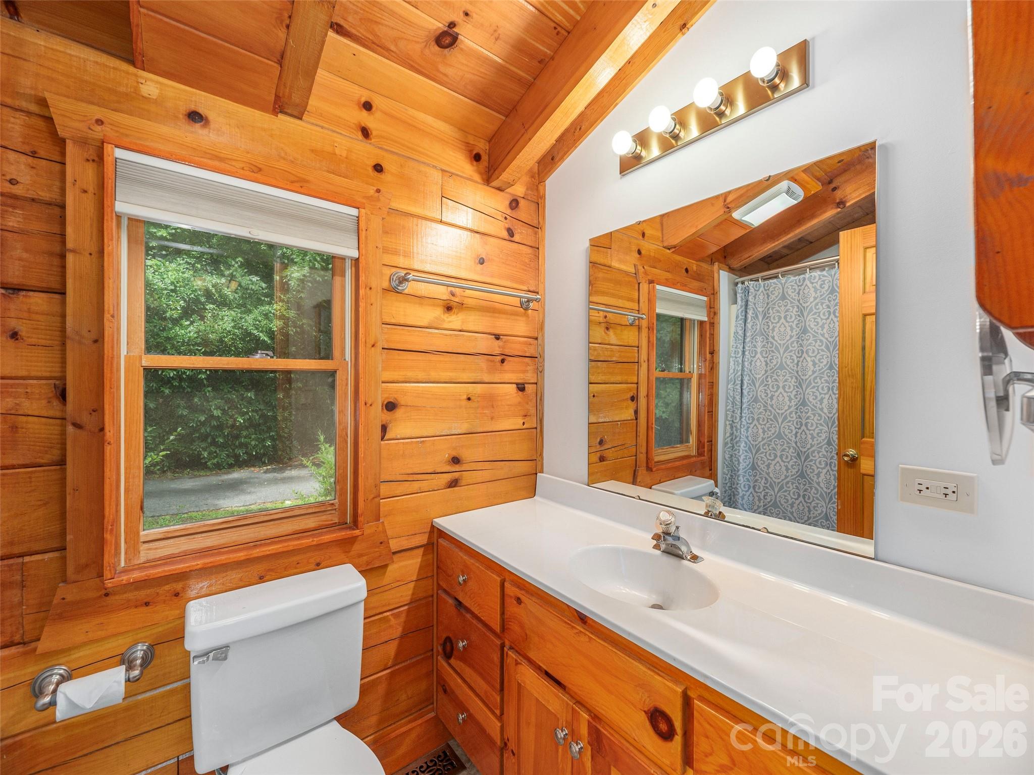 193 Valley Creek Drive — Maggie Valley