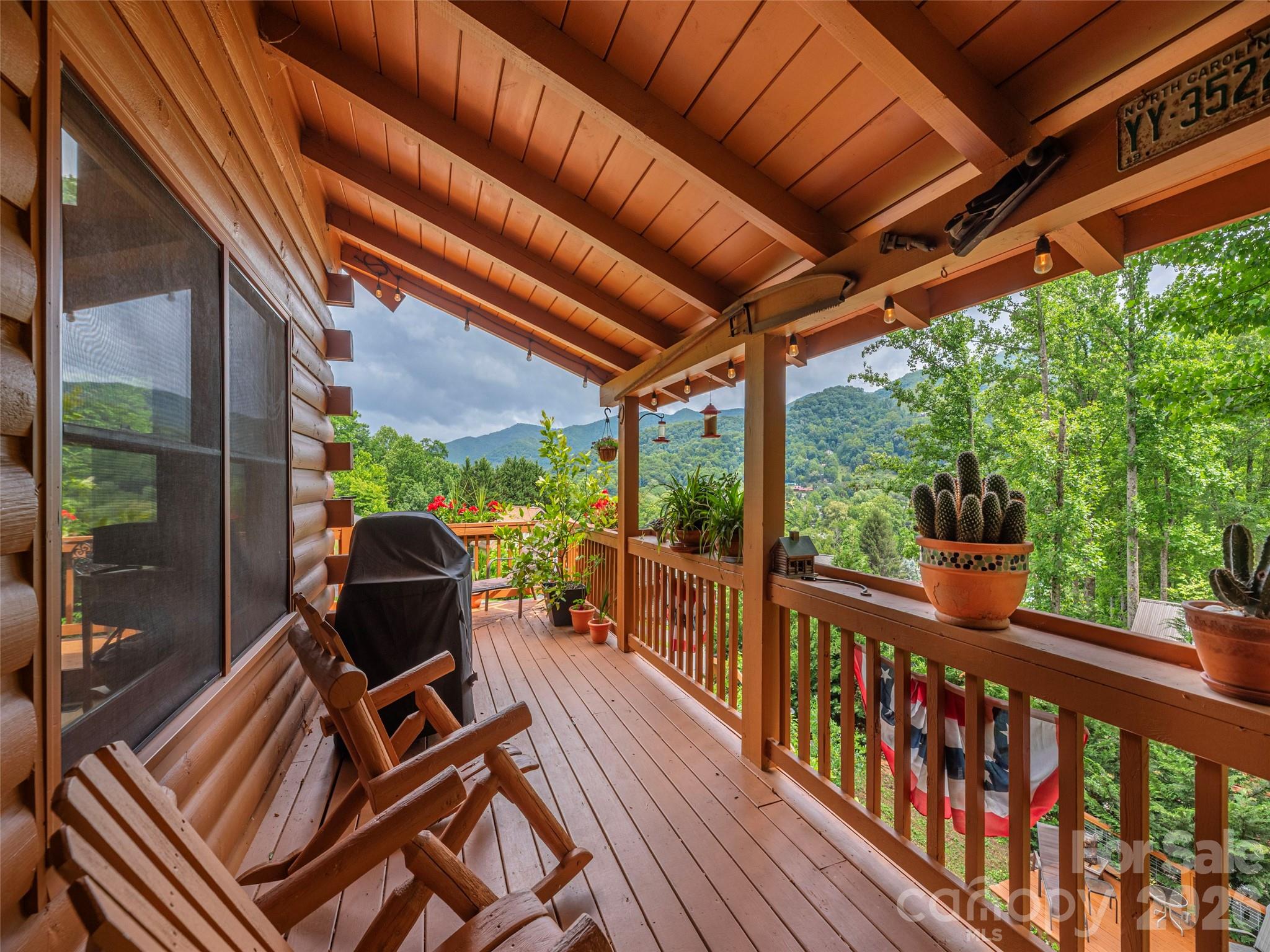 193 Valley Creek Drive — Maggie Valley