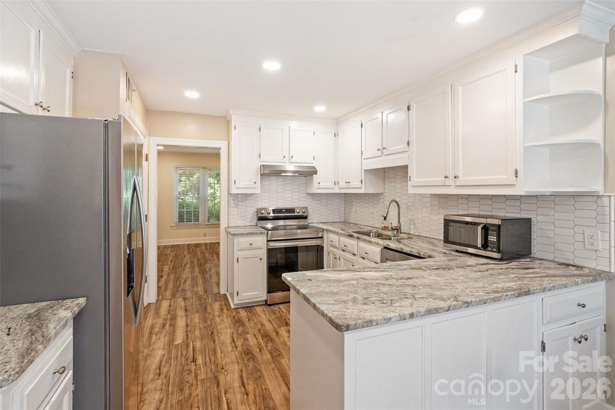 806 Colony Oaks Drive #B — Monroe