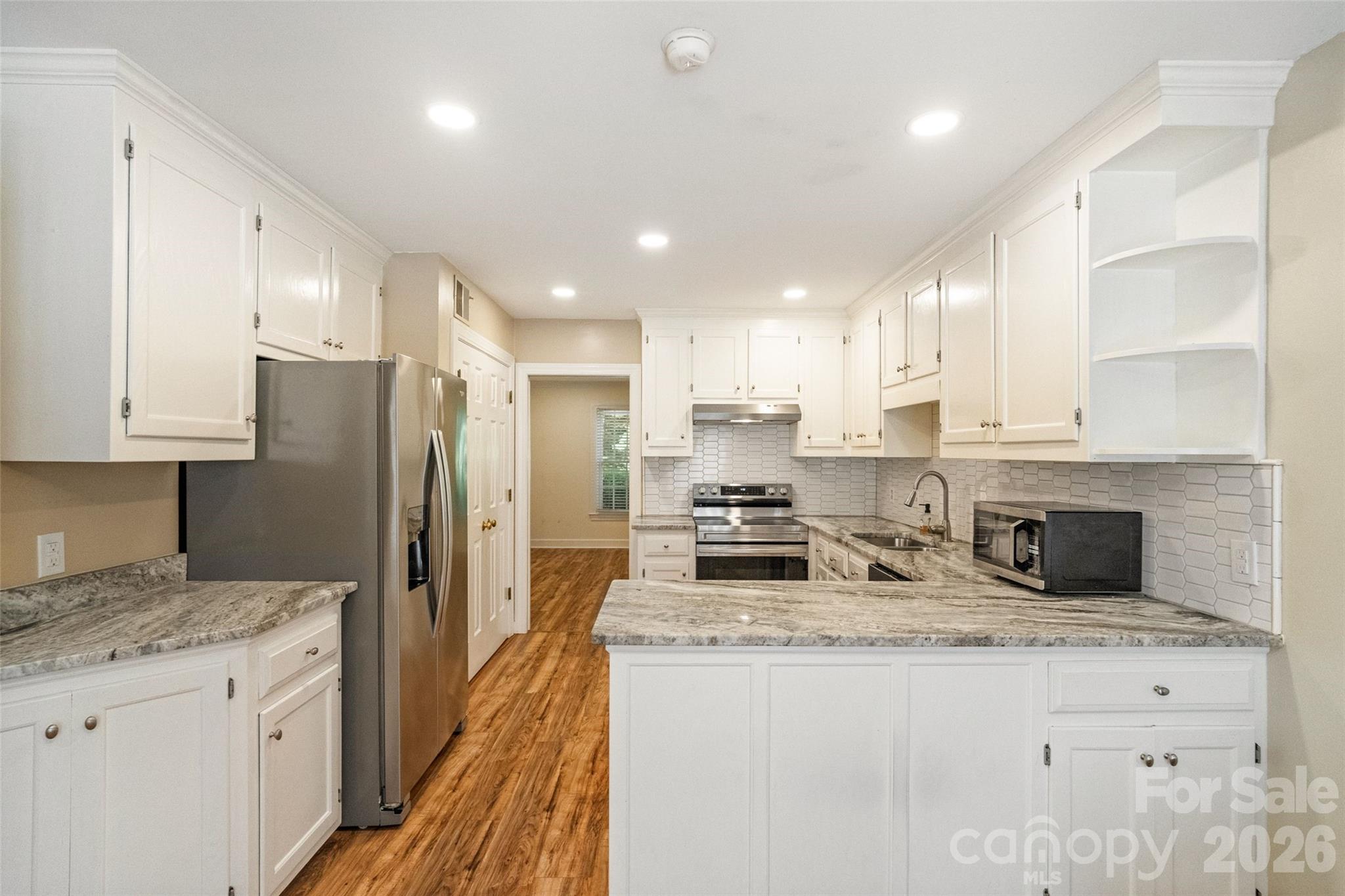 806 Colony Oaks Drive #B — Monroe