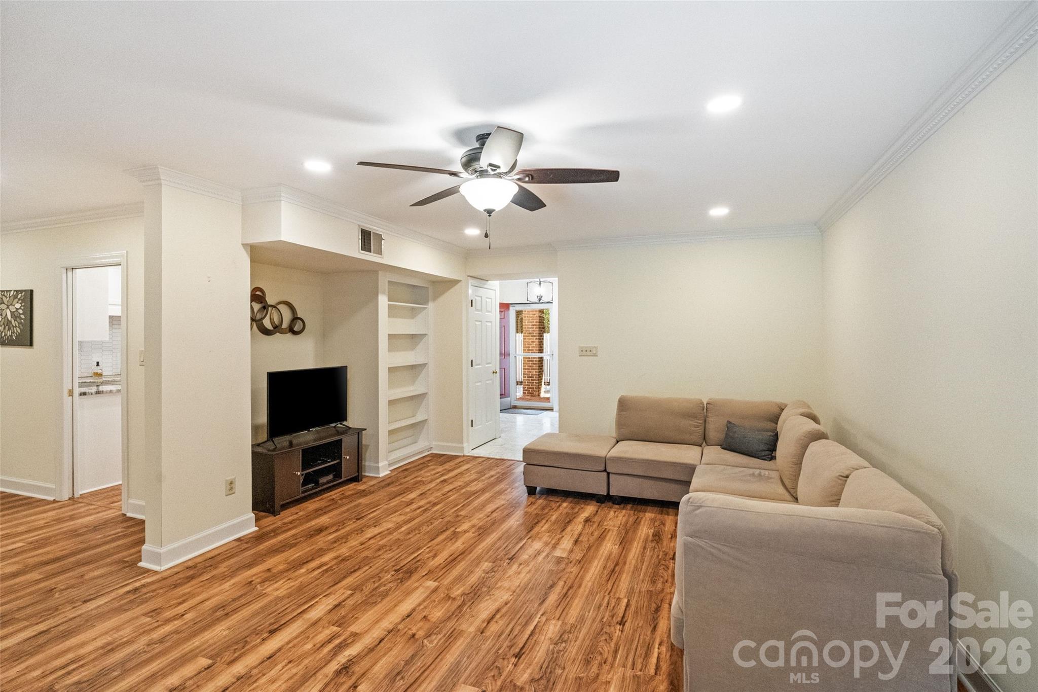 806 Colony Oaks Drive #B — Monroe