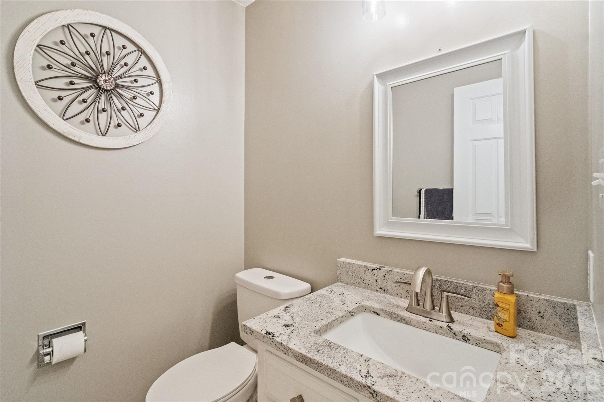 806 Colony Oaks Drive #B — Monroe