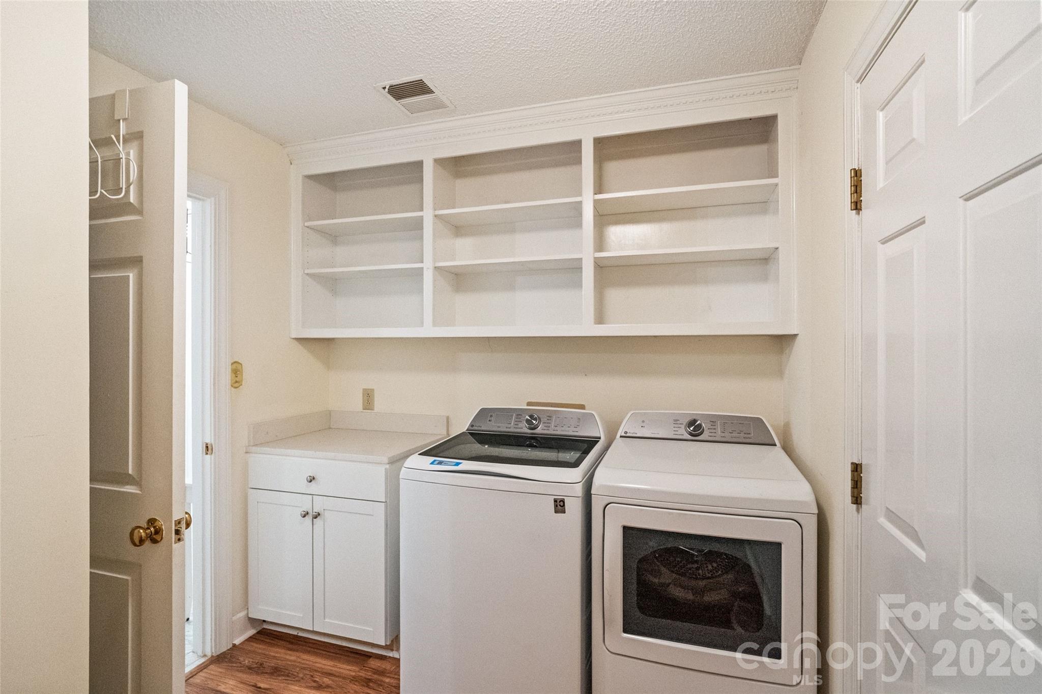806 Colony Oaks Drive #B — Monroe