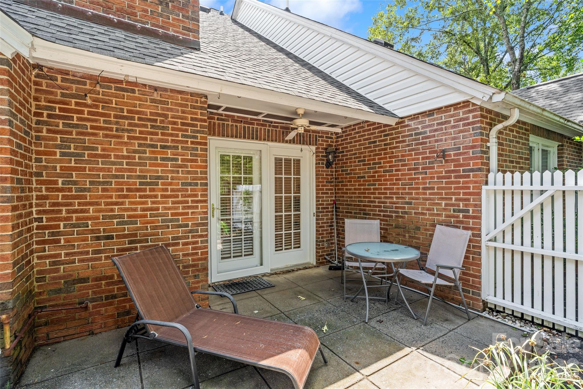 806 Colony Oaks Drive #B — Monroe