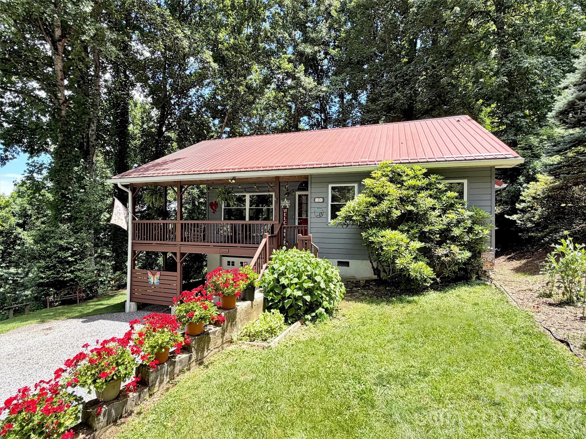 10 Bridle Drive — Maggie Valley