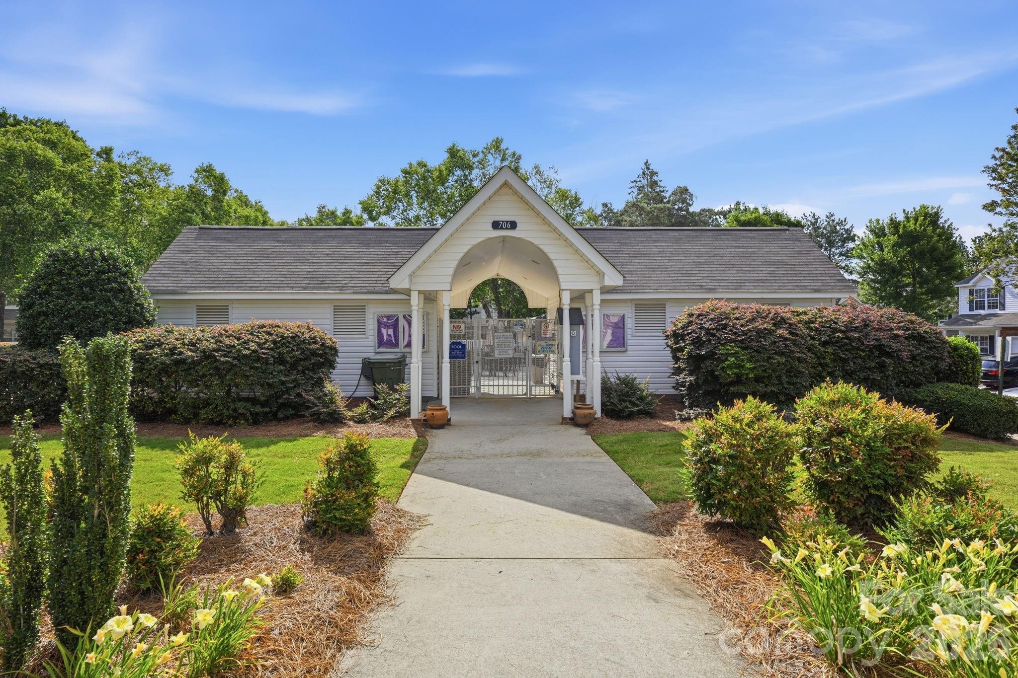 136 Rapids Road — Fort Mill