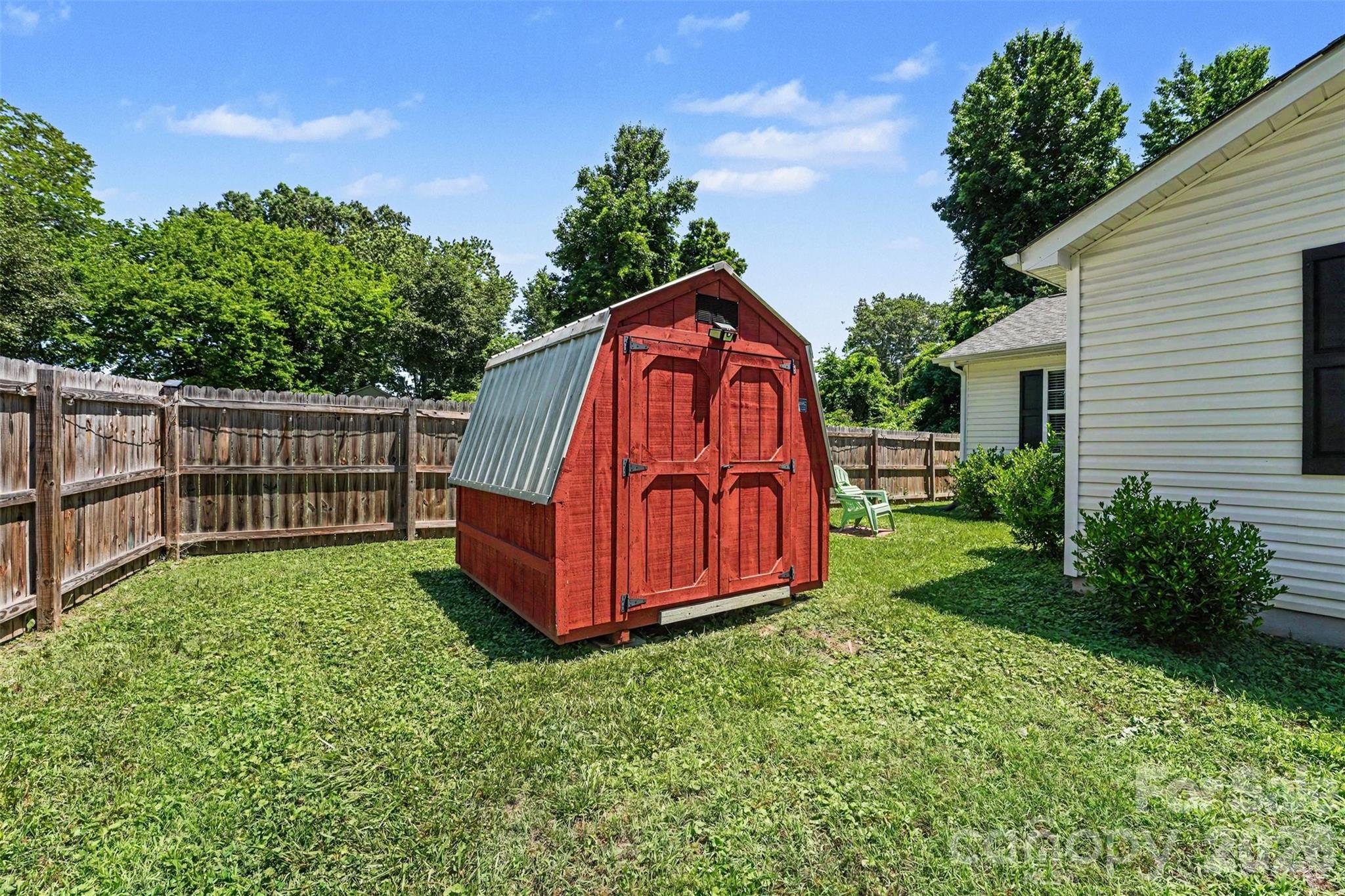 150 Waco Avenue — Kannapolis