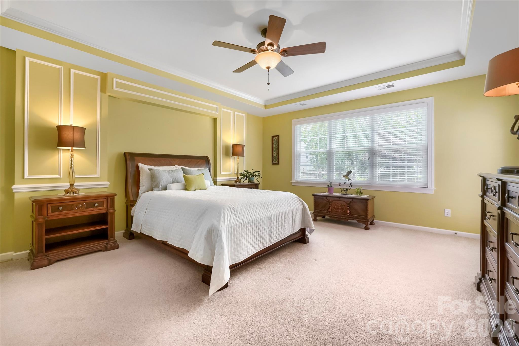 653 Lorain Avenue NW — Concord