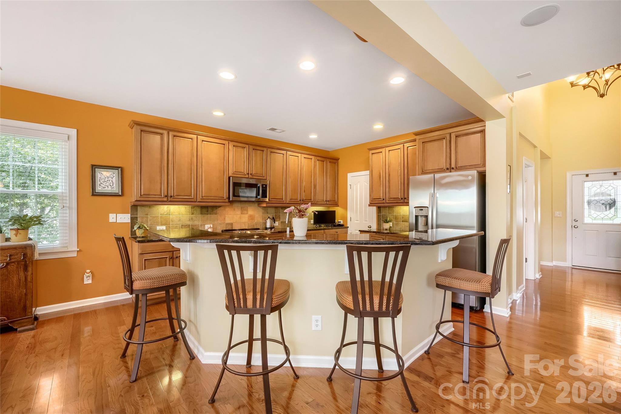 653 Lorain Avenue NW — Concord
