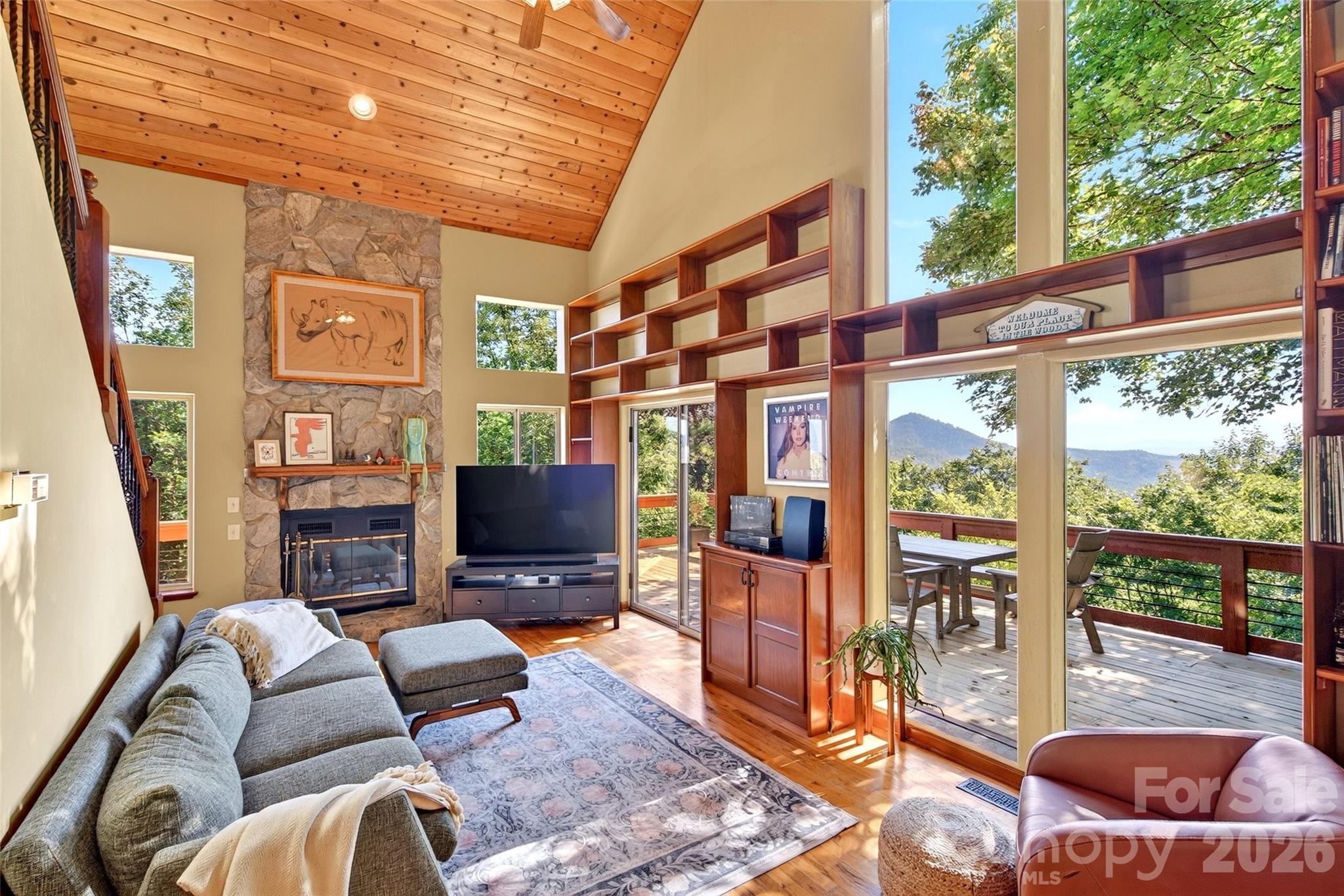 884 Pinnacle Parkway — Union Mills