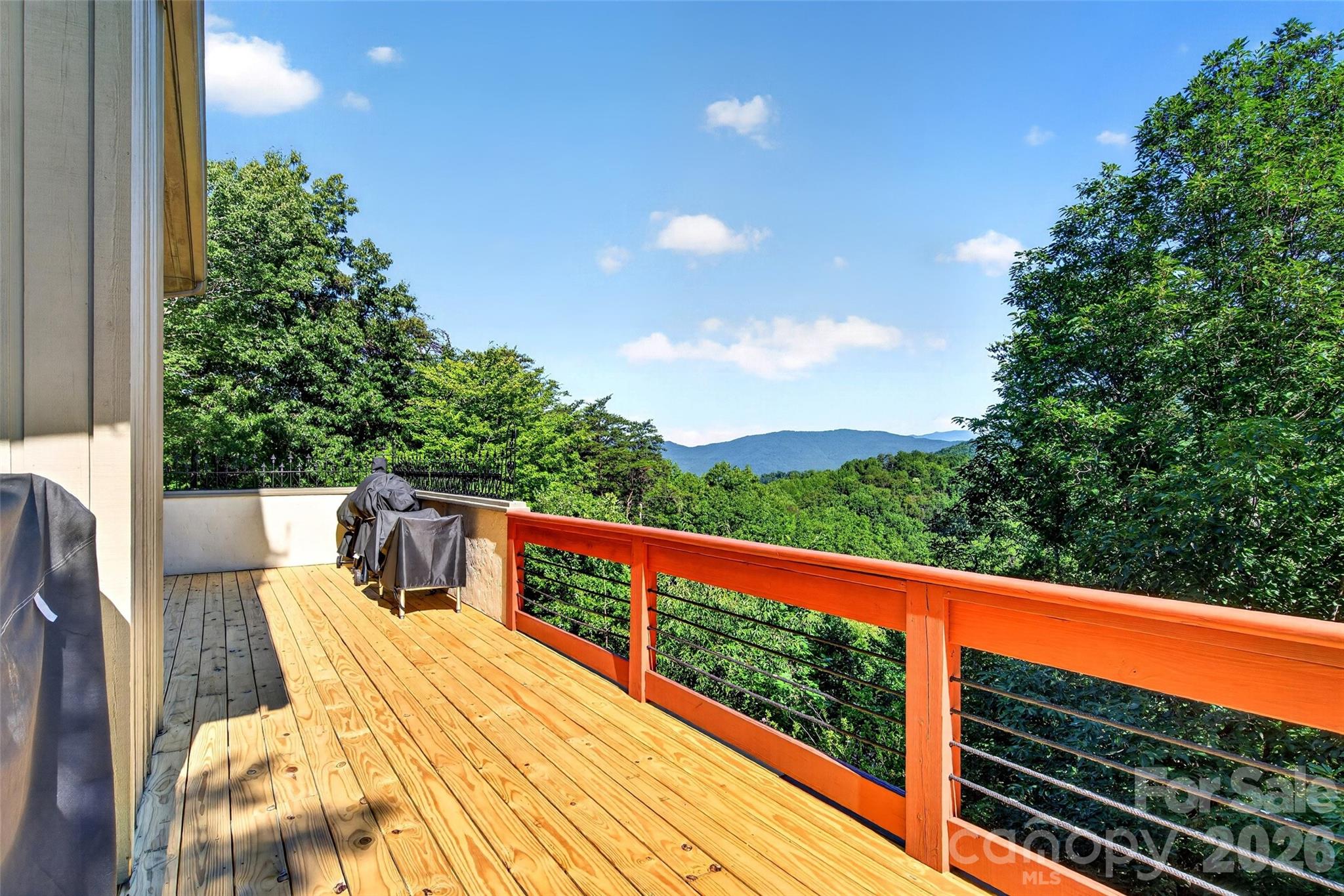 884 Pinnacle Parkway — Union Mills