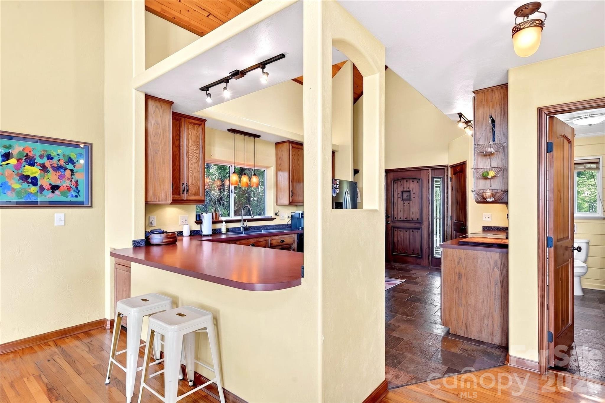 884 Pinnacle Parkway — Union Mills