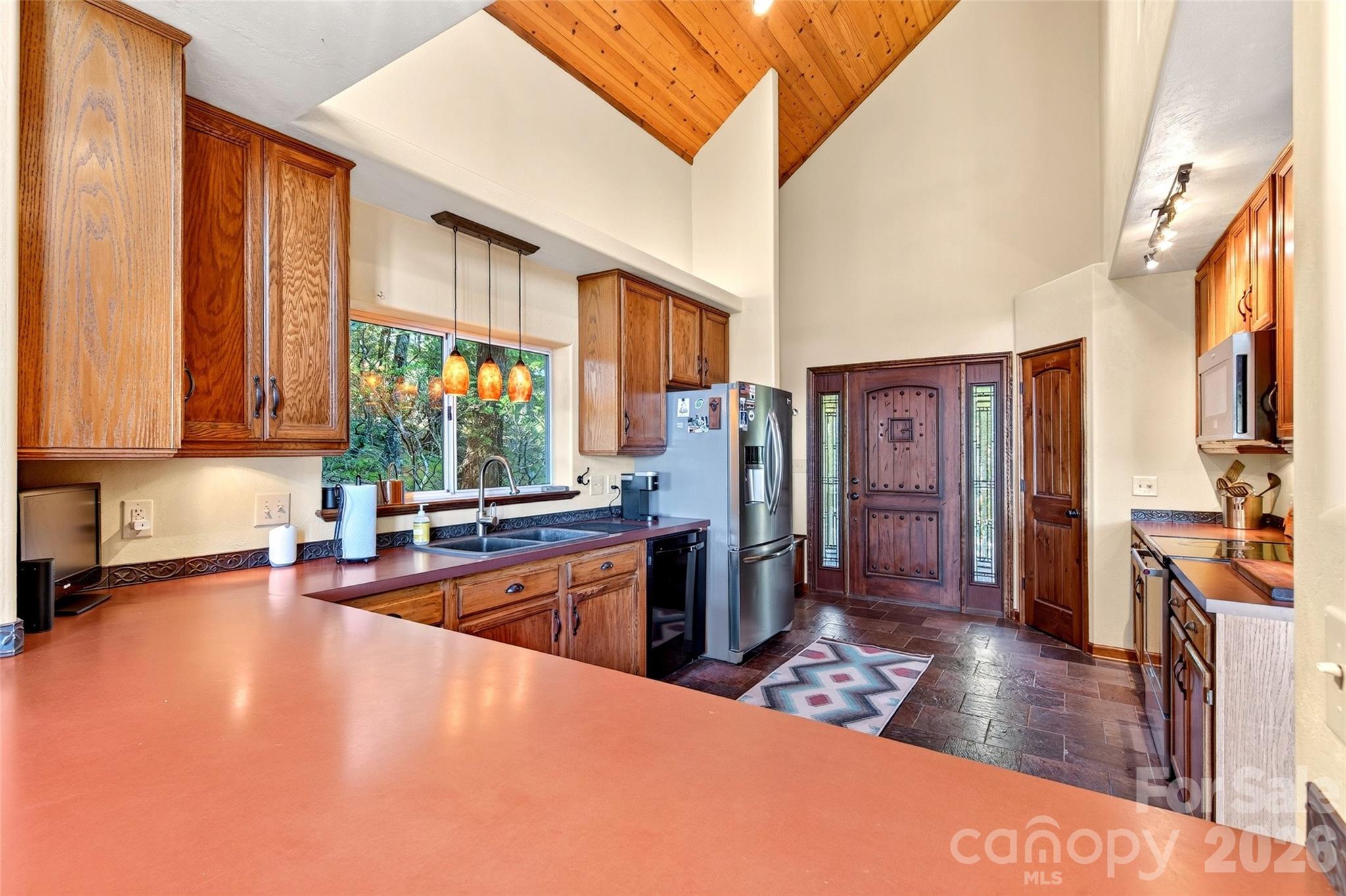 884 Pinnacle Parkway — Union Mills