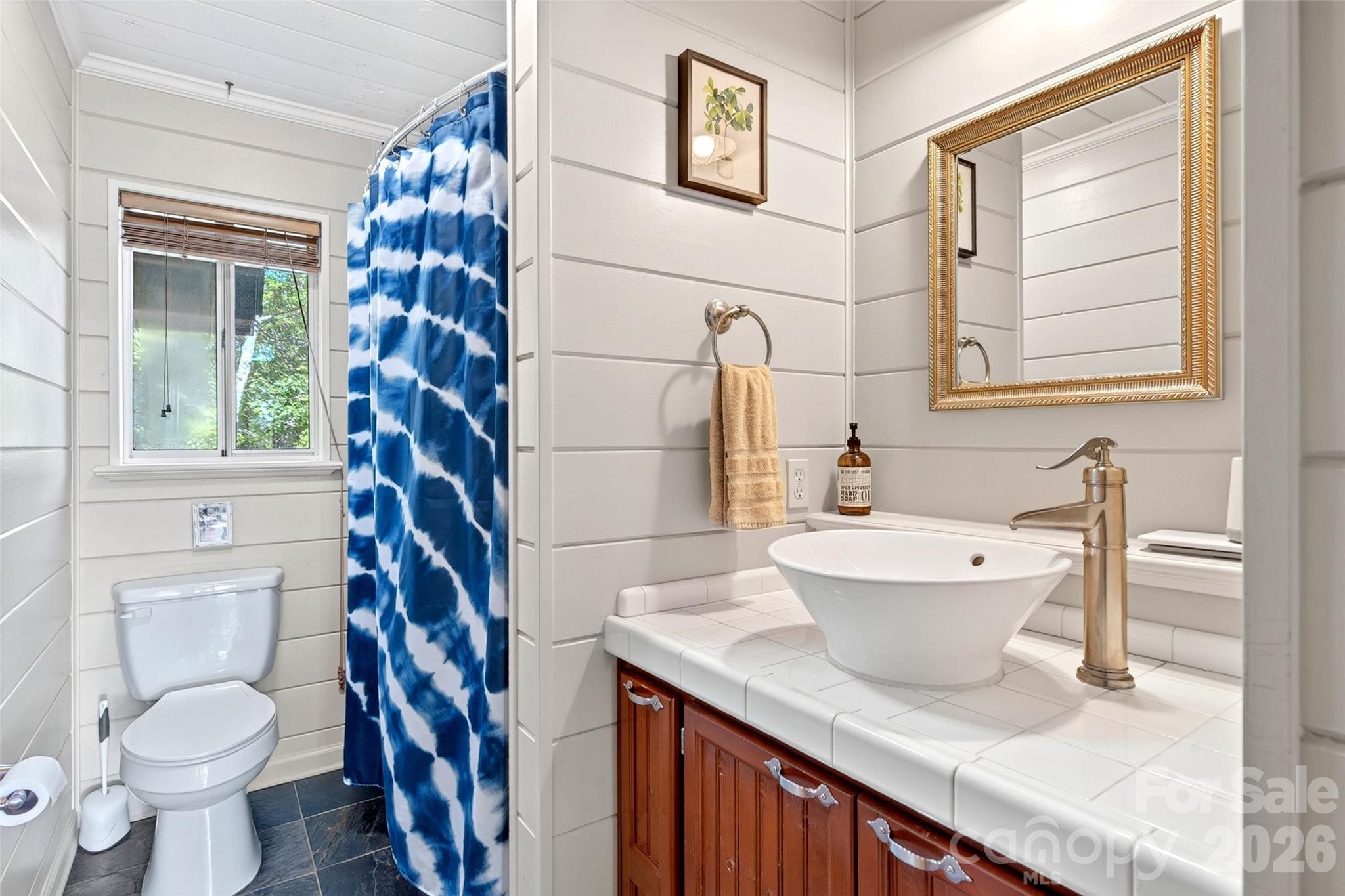 884 Pinnacle Parkway — Union Mills