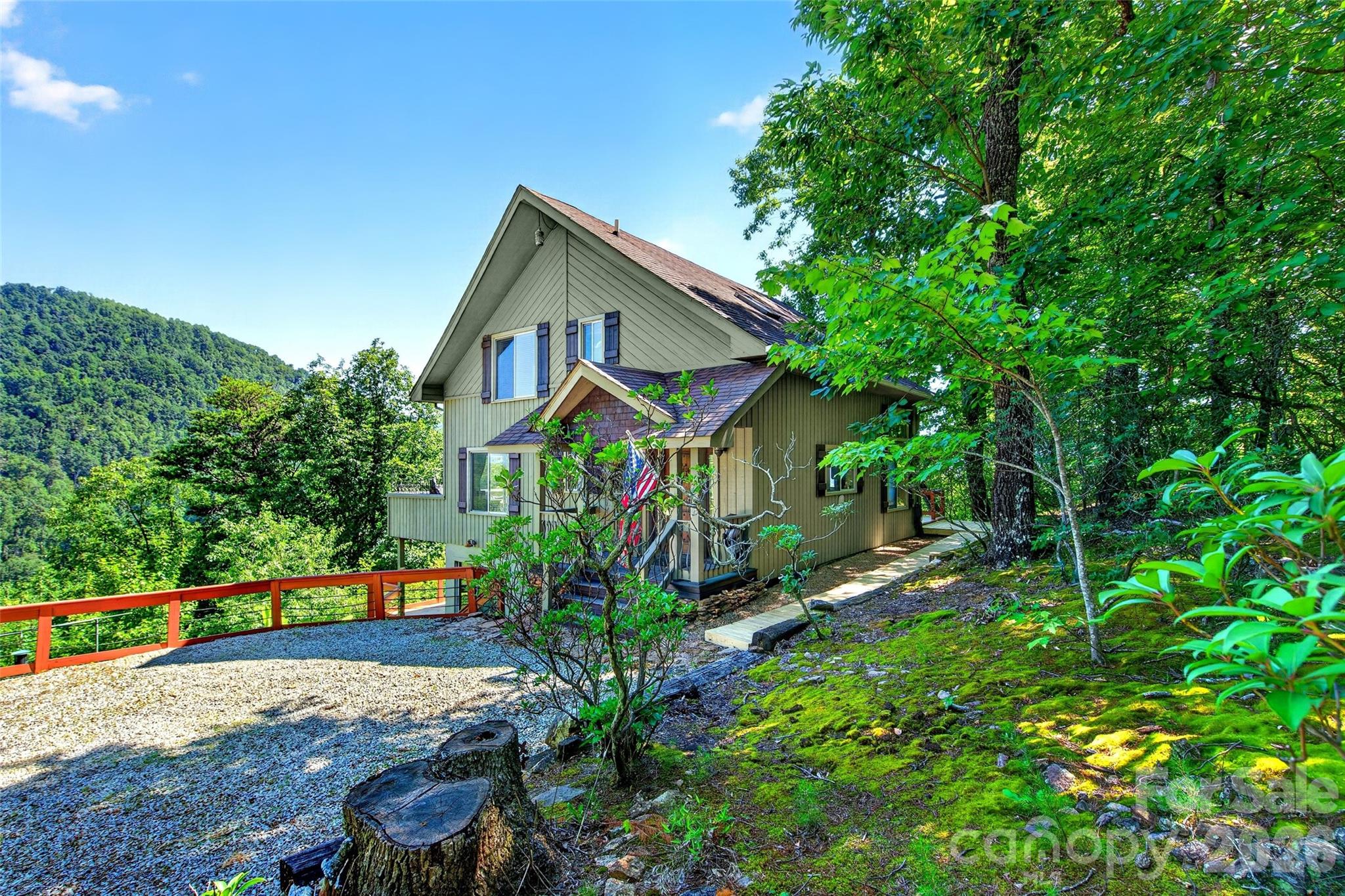 884 Pinnacle Parkway — Union Mills