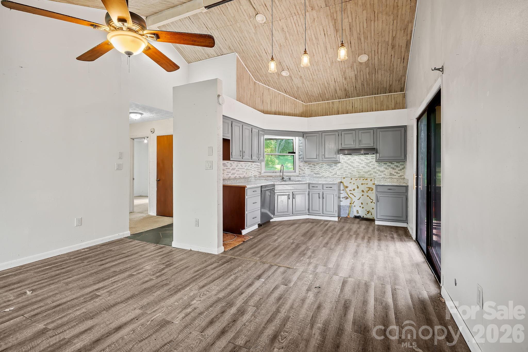 53 Wanoca Avenue — Asheville