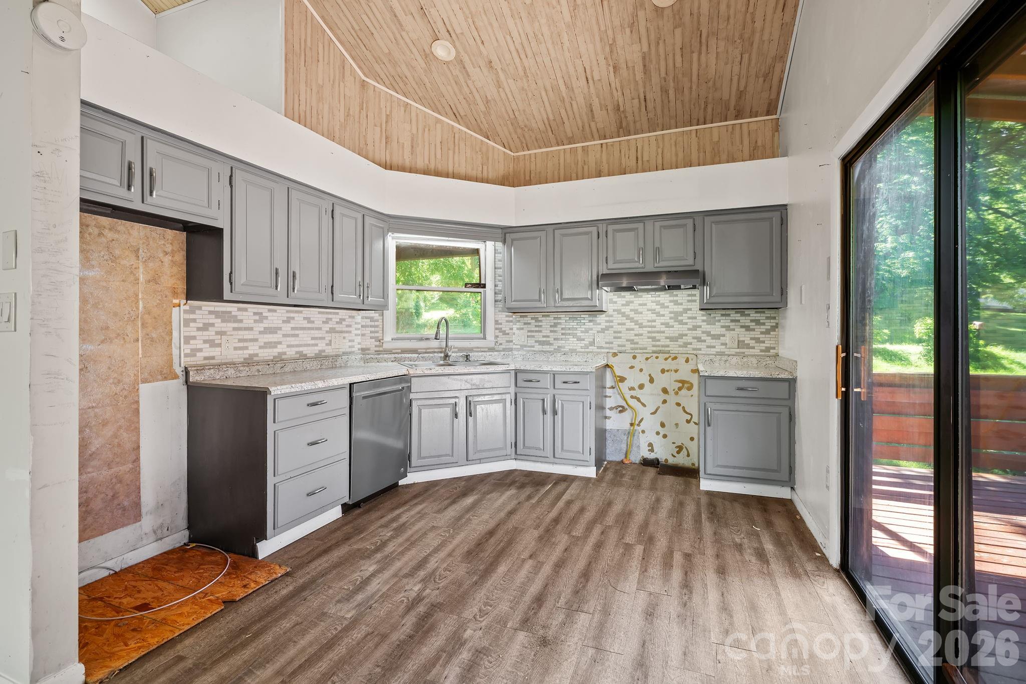 53 Wanoca Avenue — Asheville
