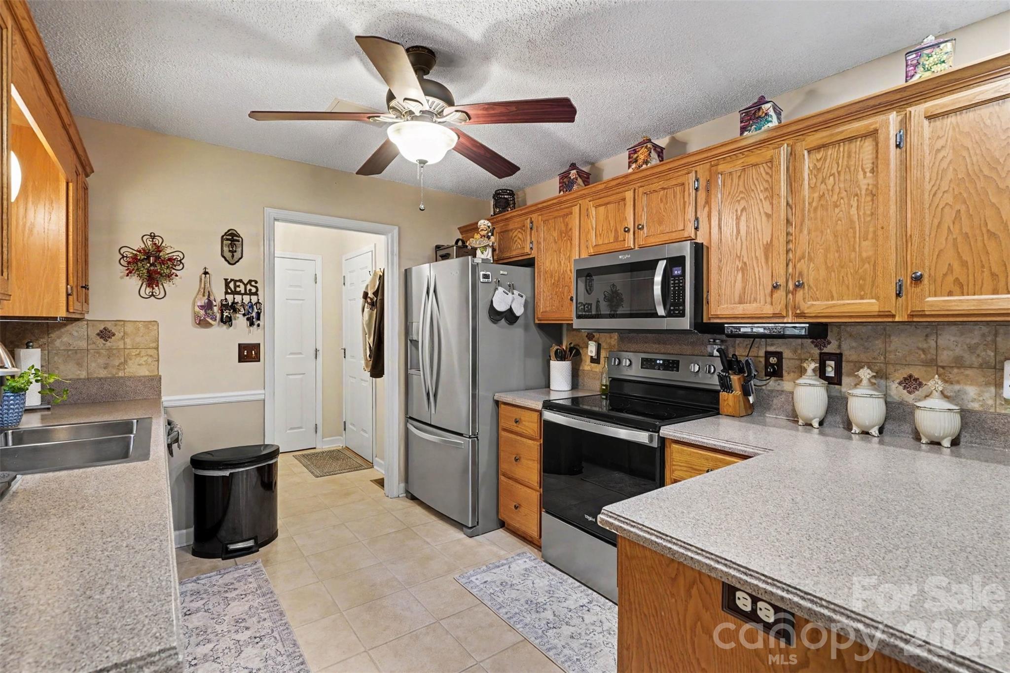 6007 Charlton Oaks Drive — Waxhaw