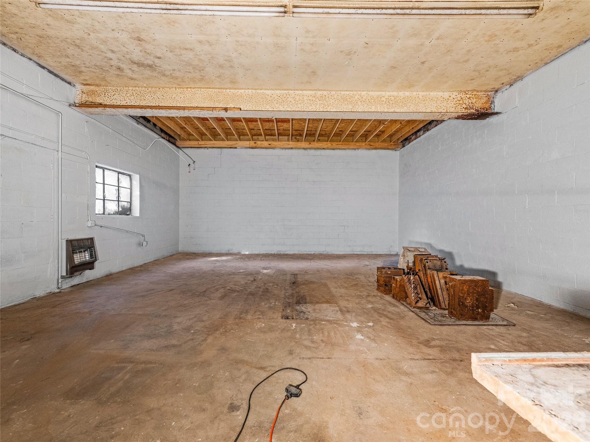 204 Sutton Avenue — Black Mountain