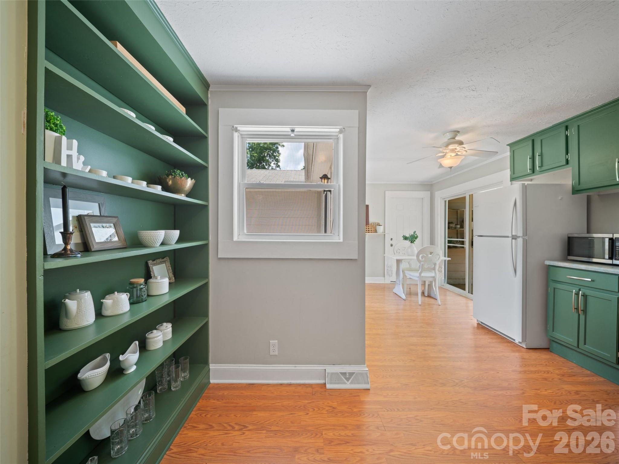 25 Nesbitt Street — Waynesville