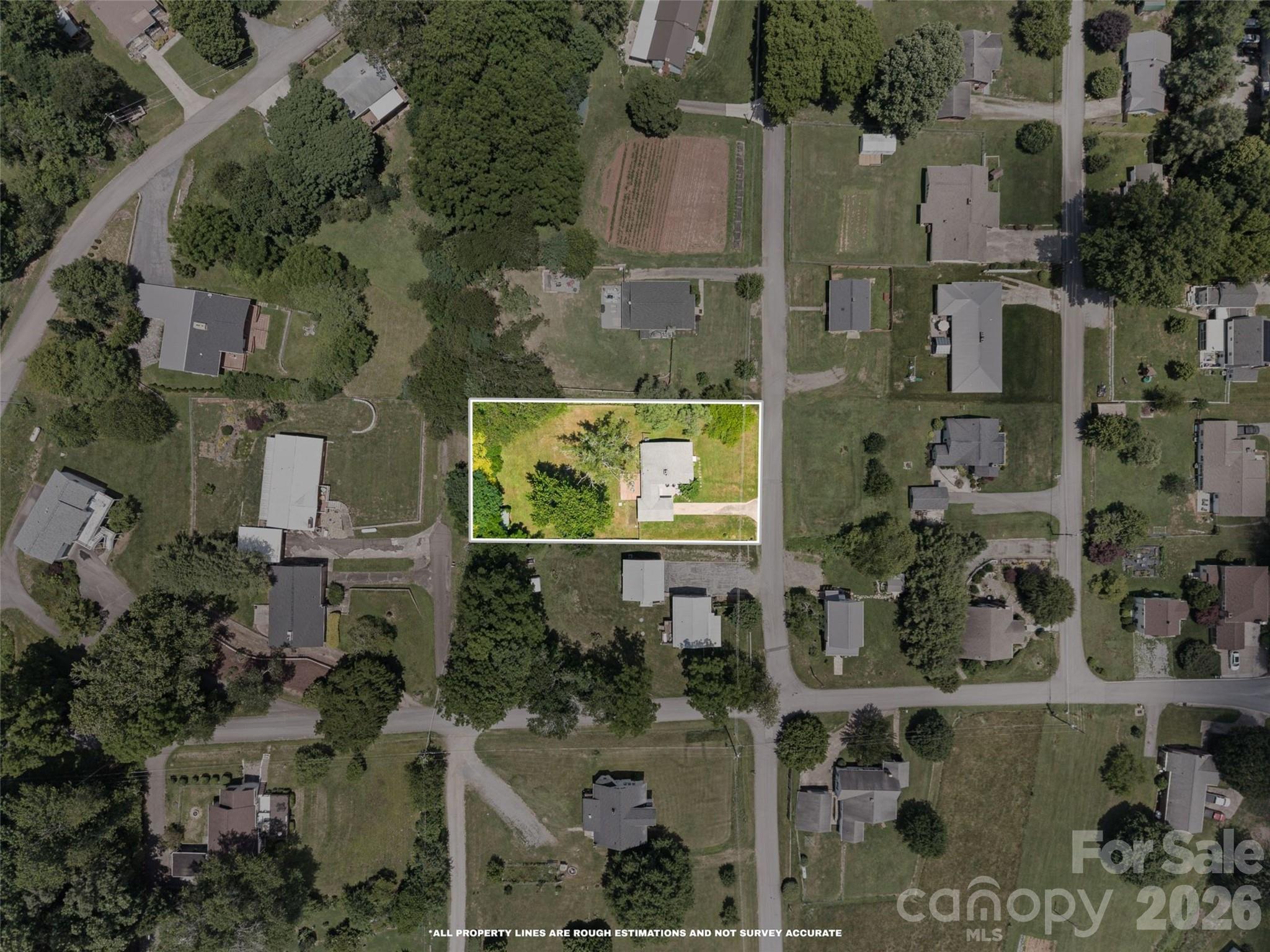 25 Nesbitt Street — Waynesville