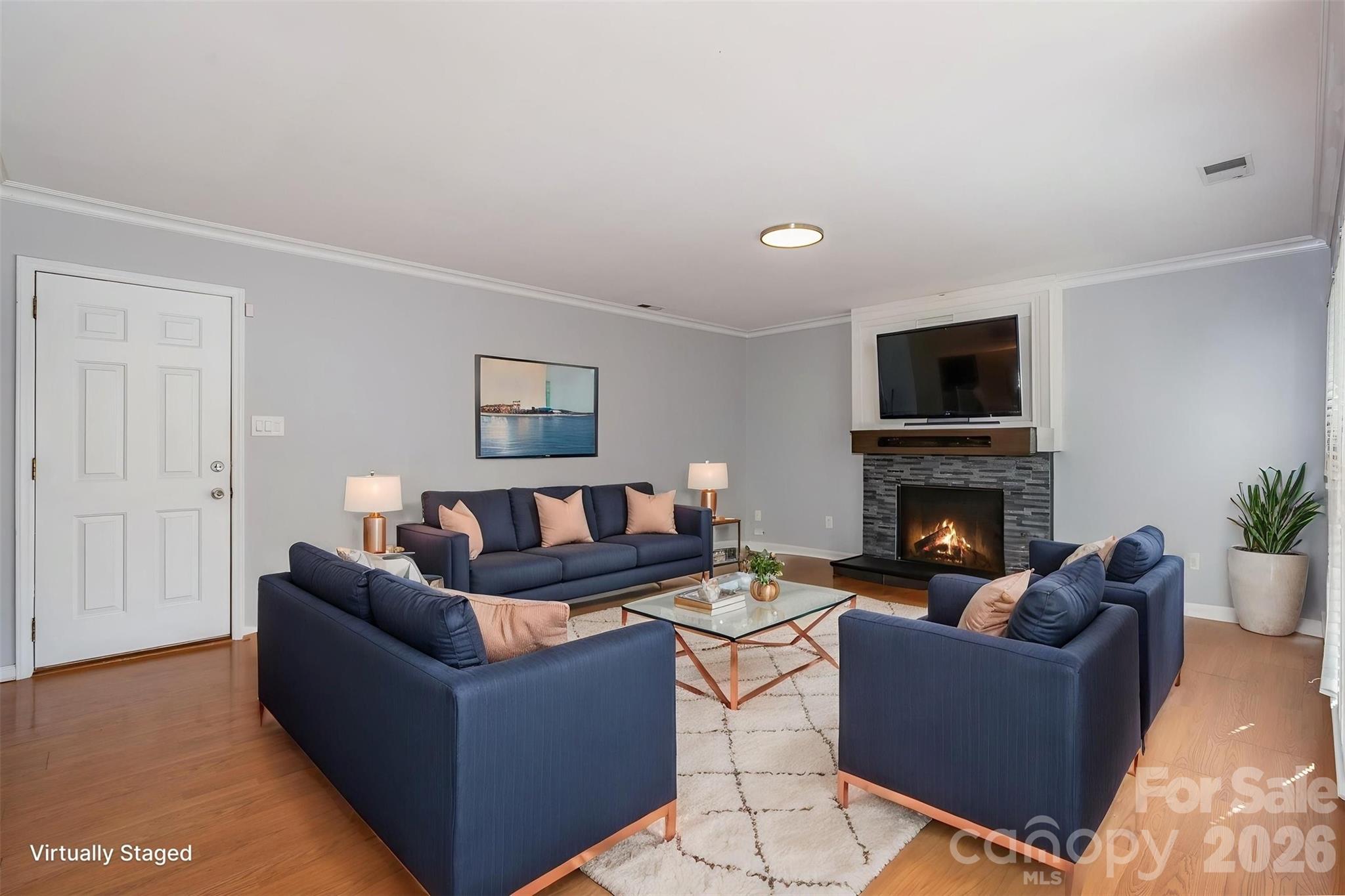 2213 Century Oaks Lane — Charlotte