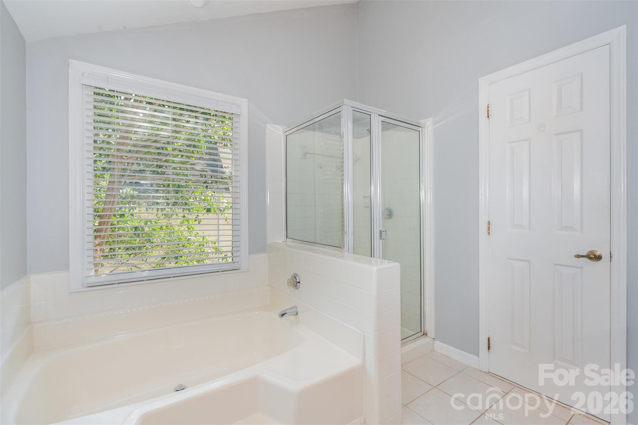 2213 Century Oaks Lane — Charlotte