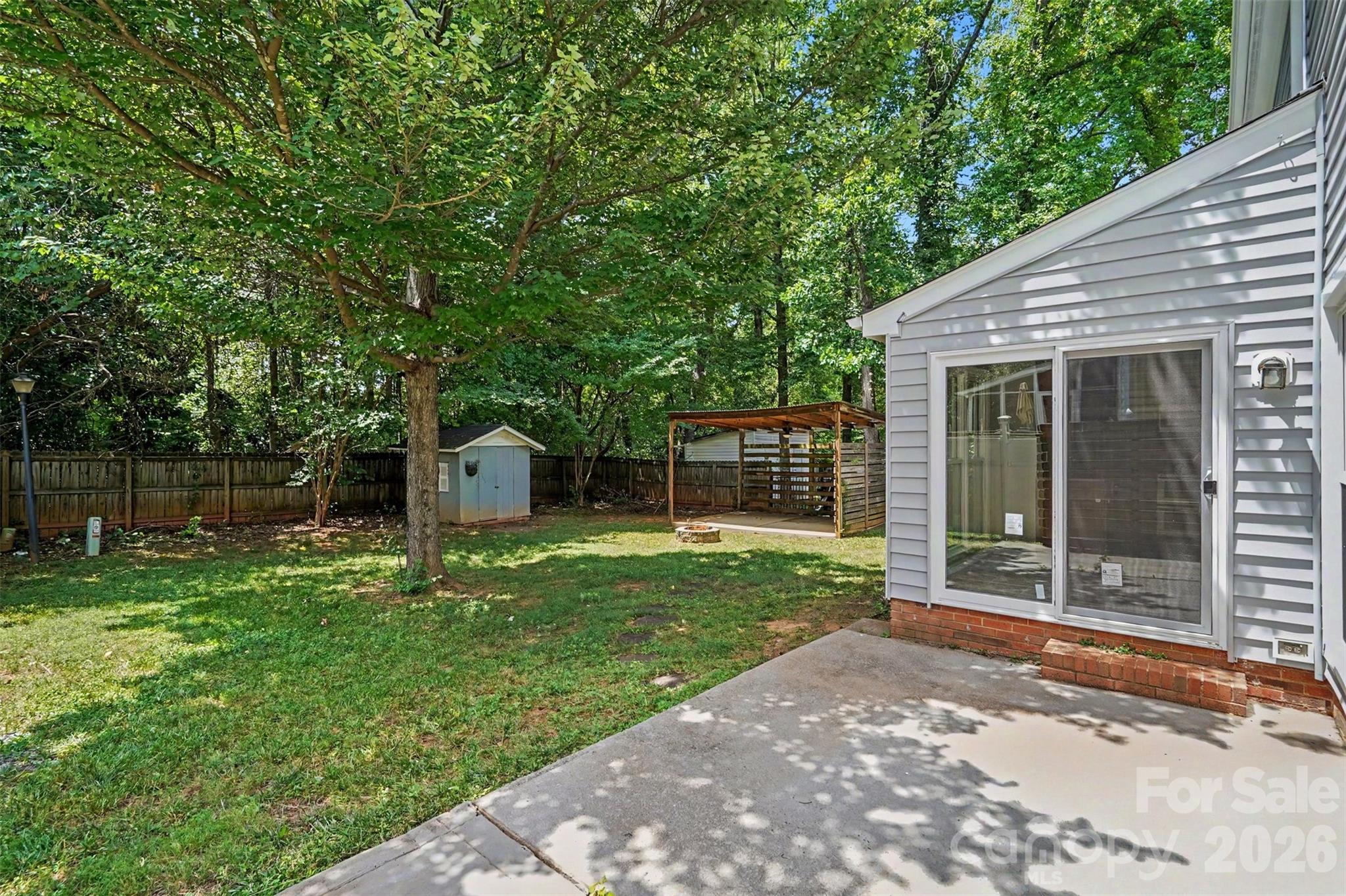 2213 Century Oaks Lane — Charlotte