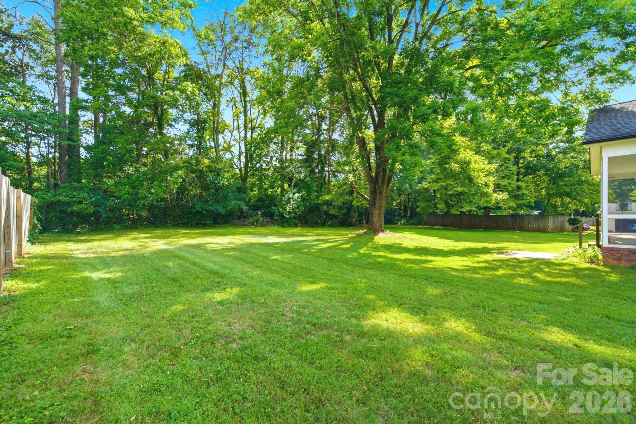 330 Camelot Road — Salisbury