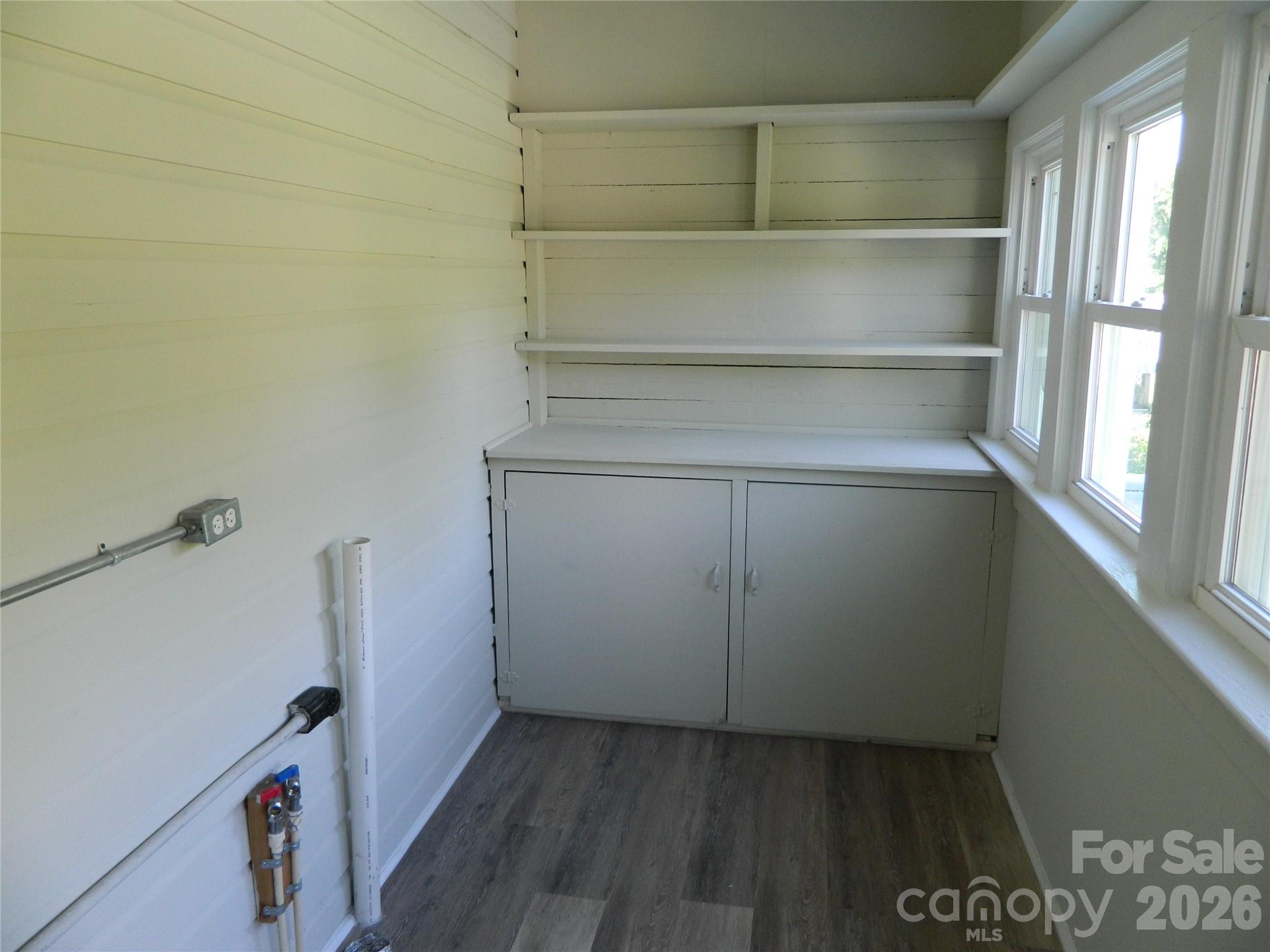 129 Edgebrook Place NW — Lenoir