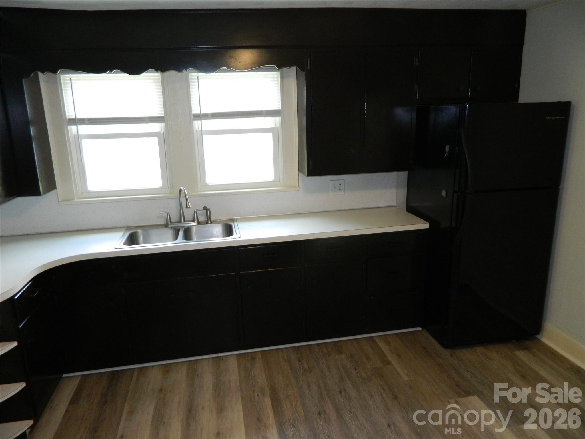 129 Edgebrook Place NW — Lenoir